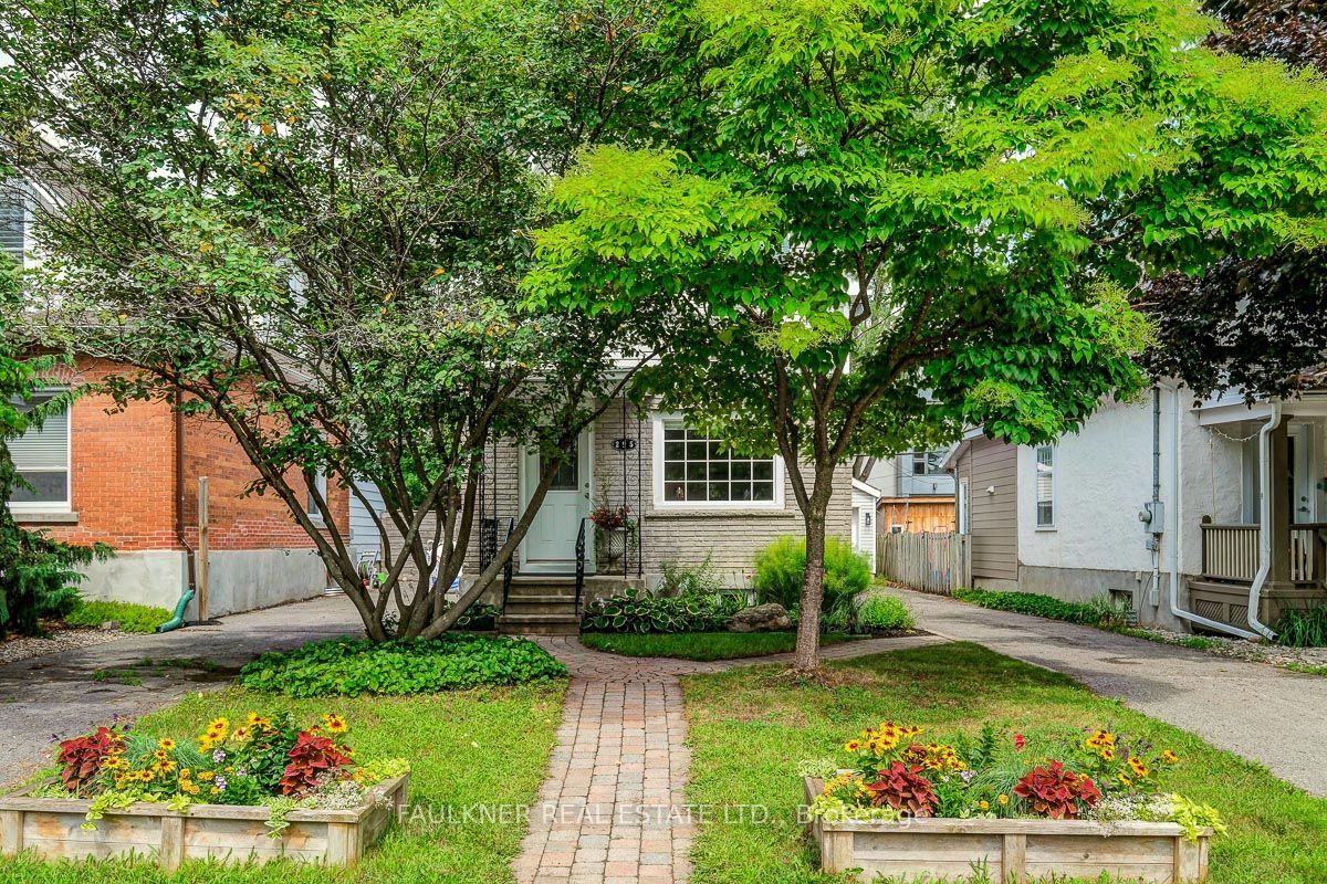 295 Duncairn Avenue, Westboro - Hampton Park, ON K1Z 7H1 photo 2