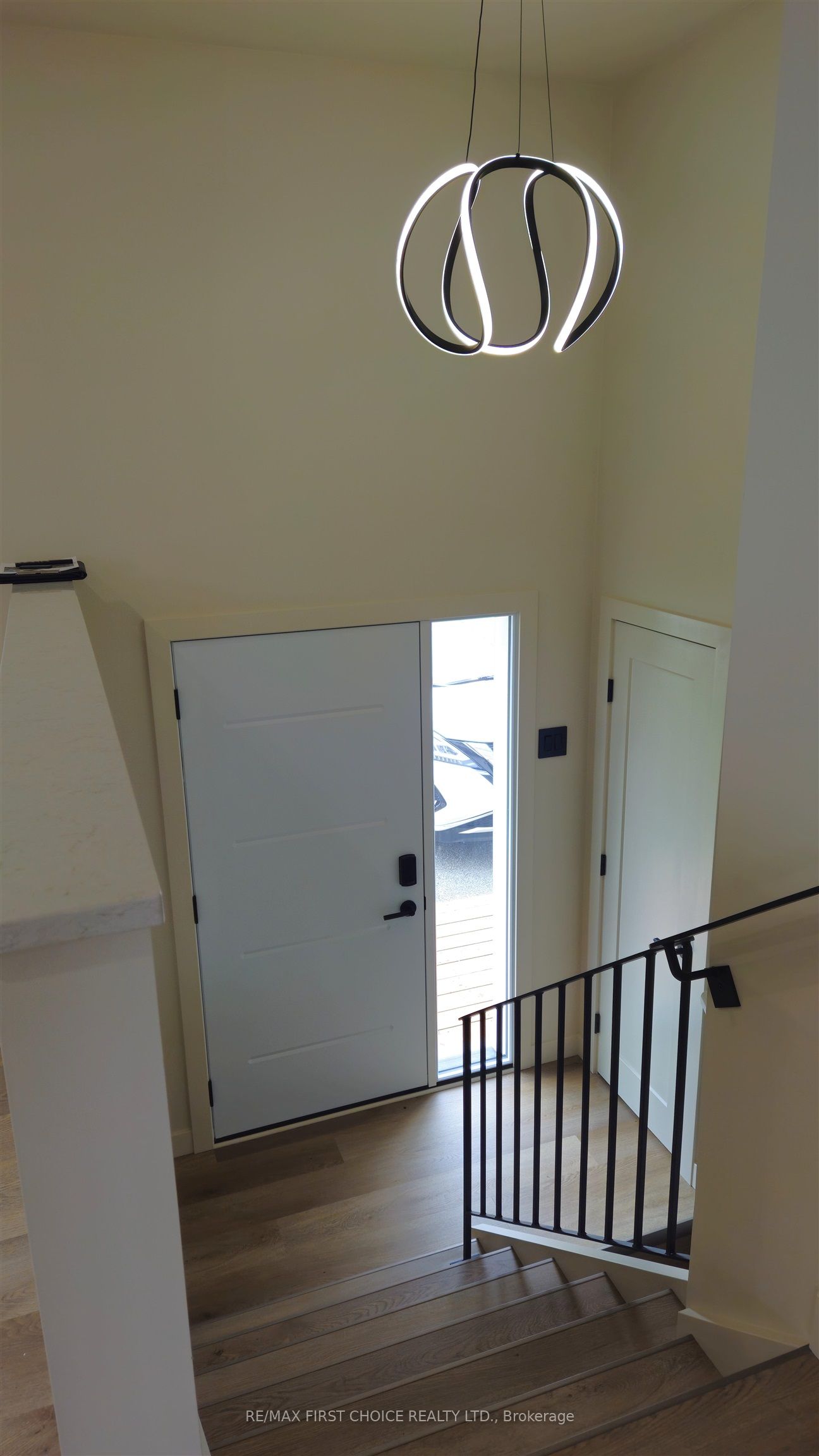 72 Brent Street, Thunder Bay, ON P7A 5T6 photo 2