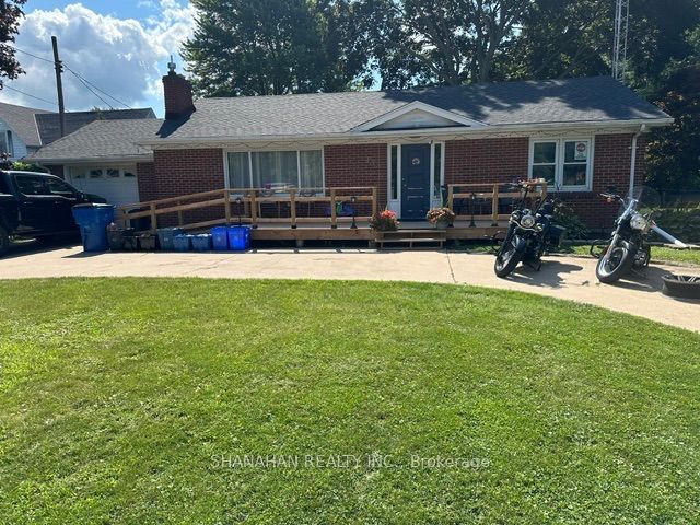 133 Main Street E, Chatham-Kent, ON N0P 2C0 photo 3