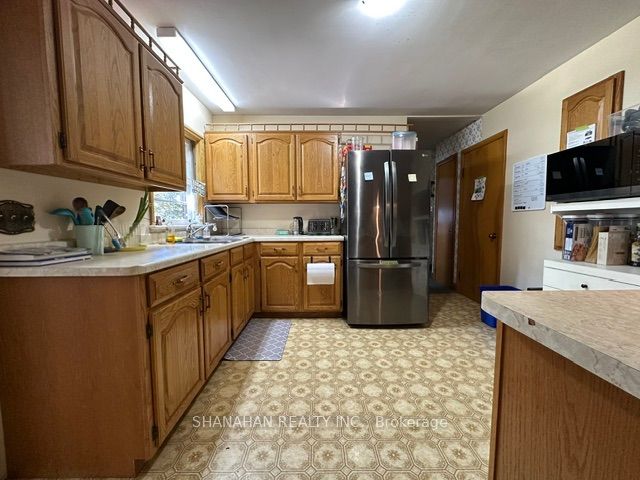 133 Main Street E, Chatham-Kent, ON N0P 2C0 photo 5
