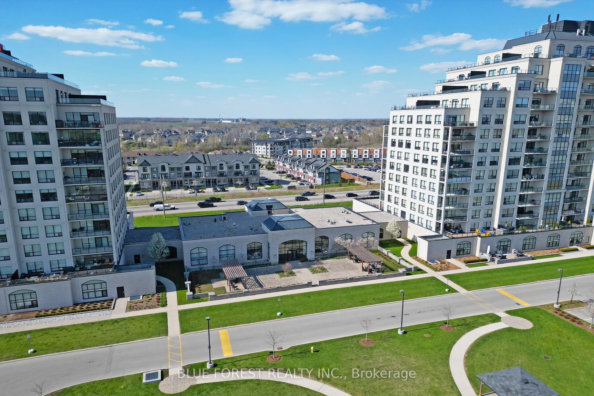 240 Villagewalk Boulevard 1208, London North, ON N6G 0P6 photo 3
