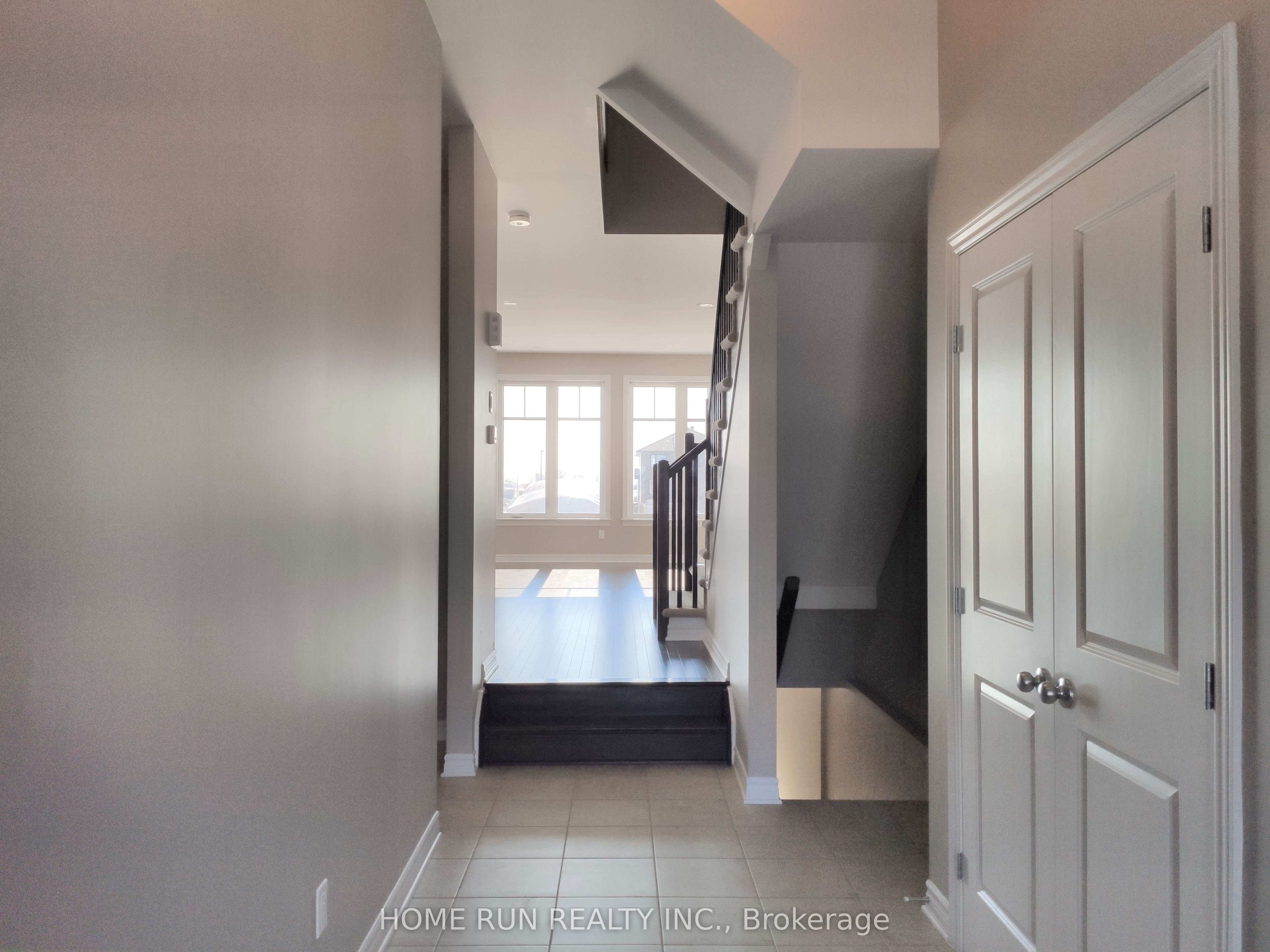 818 Clapham Terrace, Stittsville - Munster - Richmond, ON K2S 2N8 photo 2