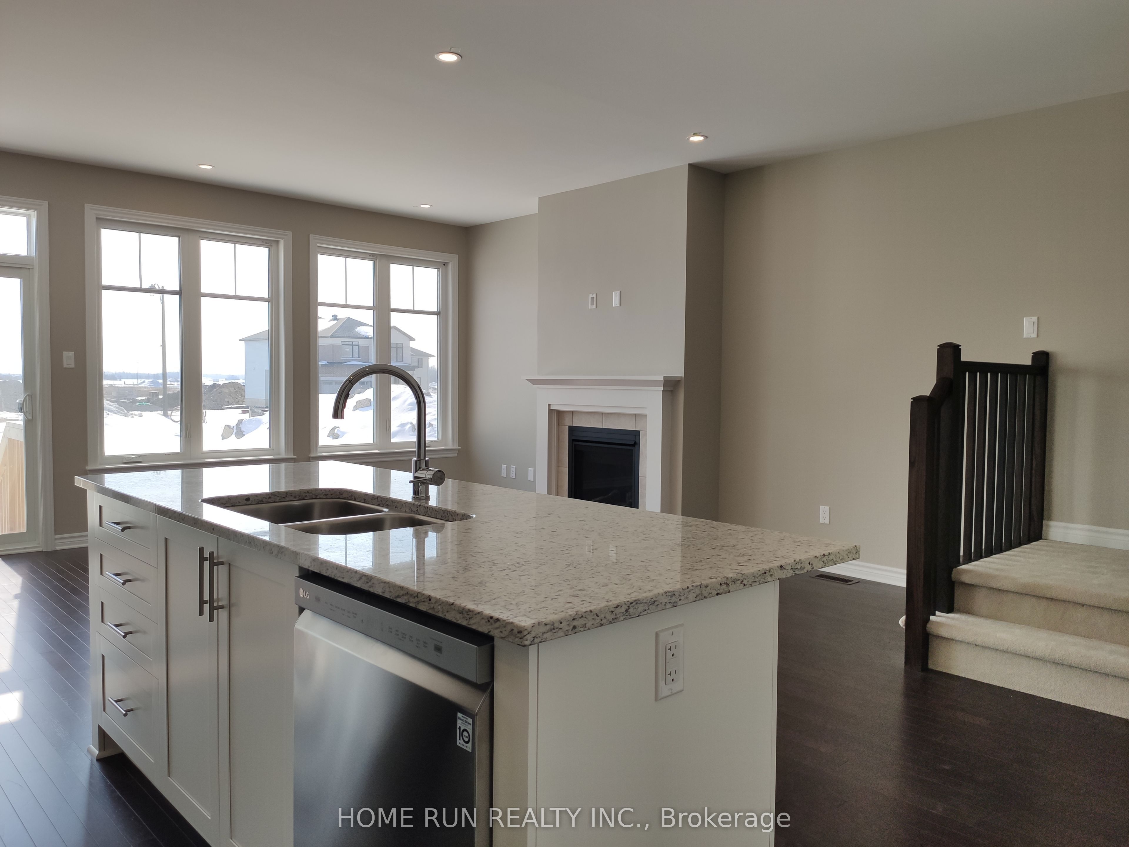 818 Clapham Terrace, Stittsville - Munster - Richmond, ON K2S 2N8 photo 4