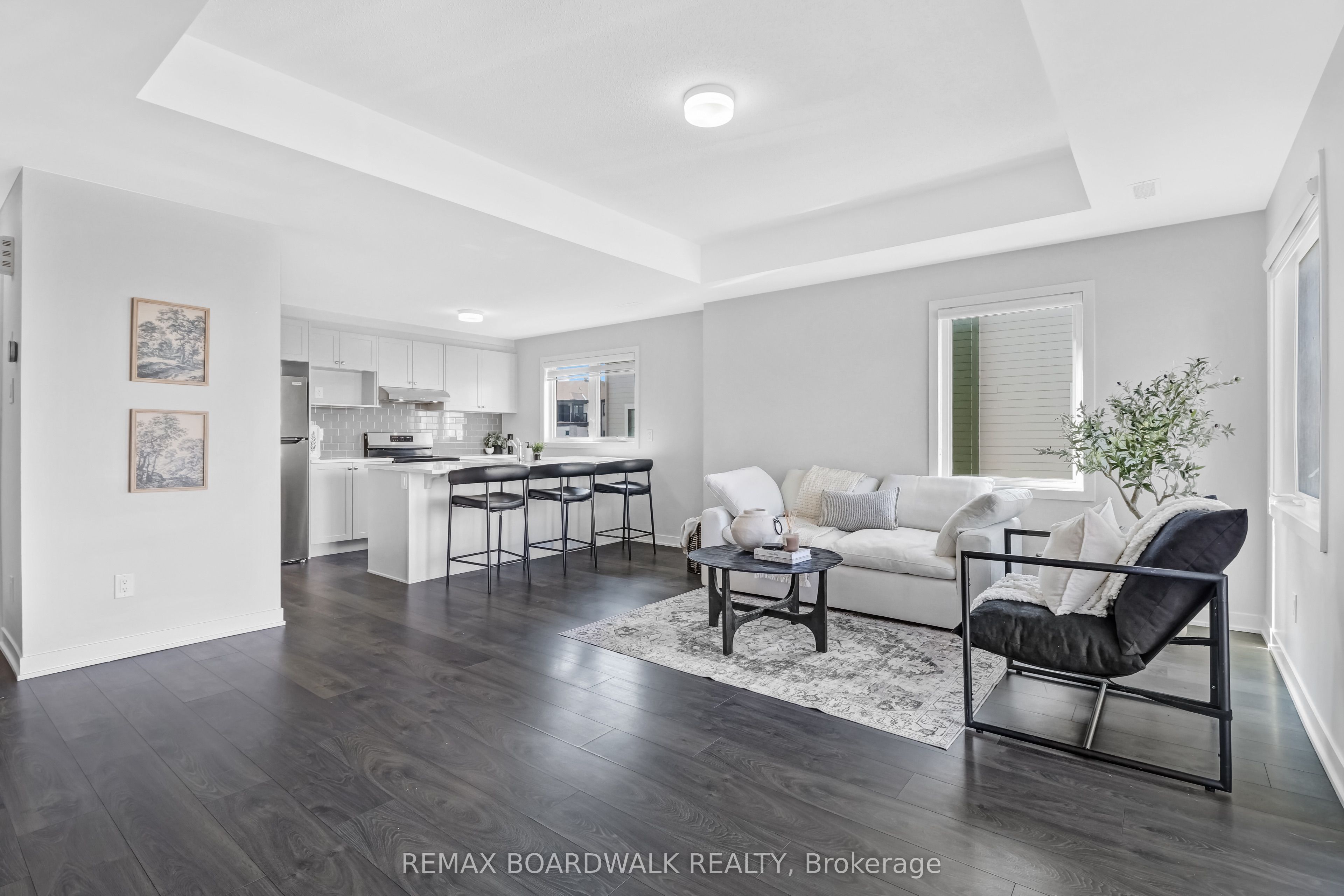 210 Verulam Street, Barrhaven, ON K2J 7J5 photo 4