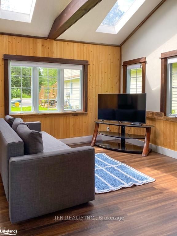 1502 Canning Road 2, Gravenhurst, ON N3L 3E2 photo 2
