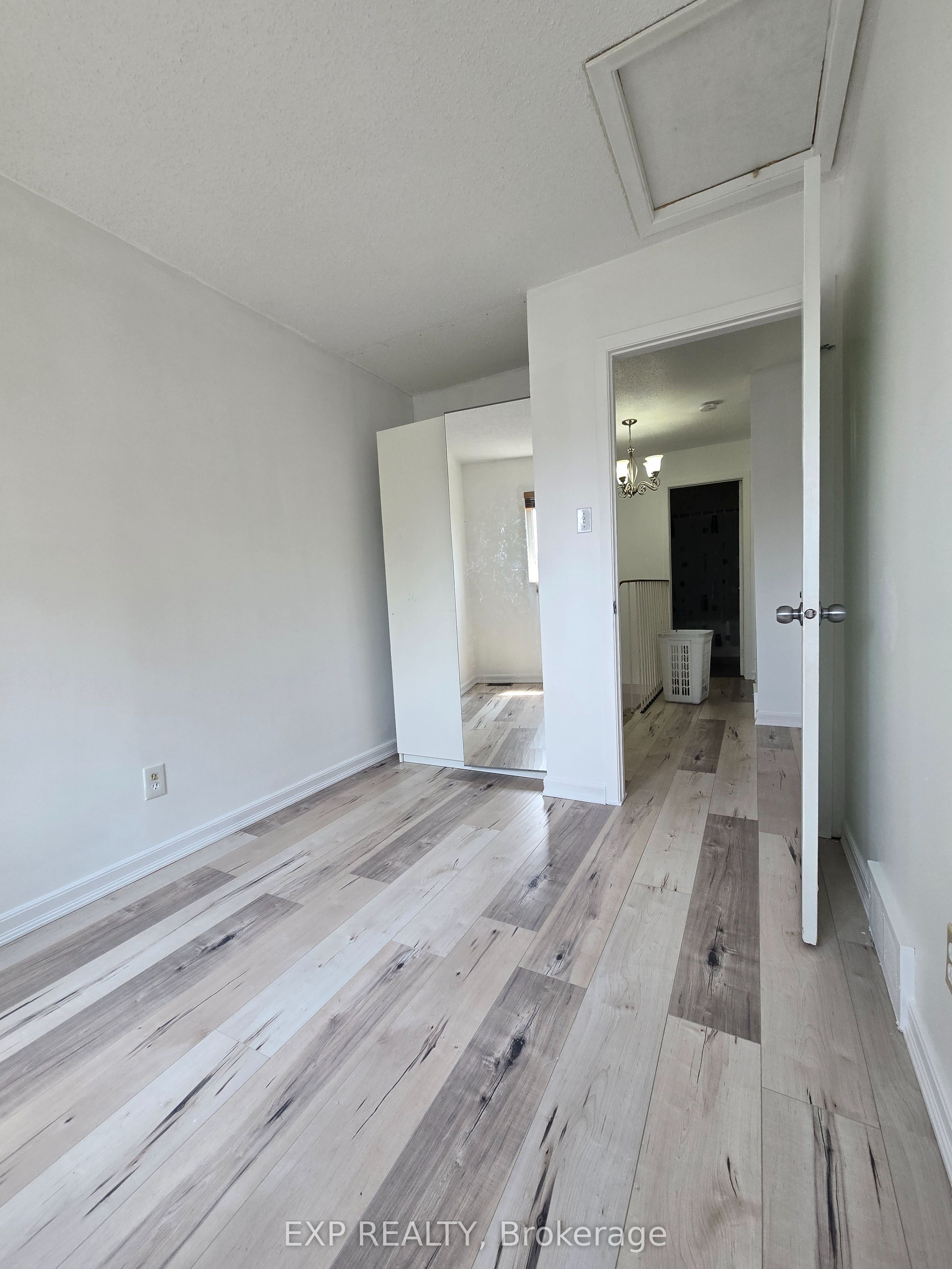 90 Lightfoot Place 75, Kanata, ON K2L 3L8 photo 4