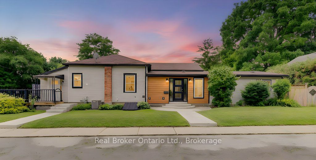 17 Amelia Street, Brant, ON N3L 1Z4 photo 2