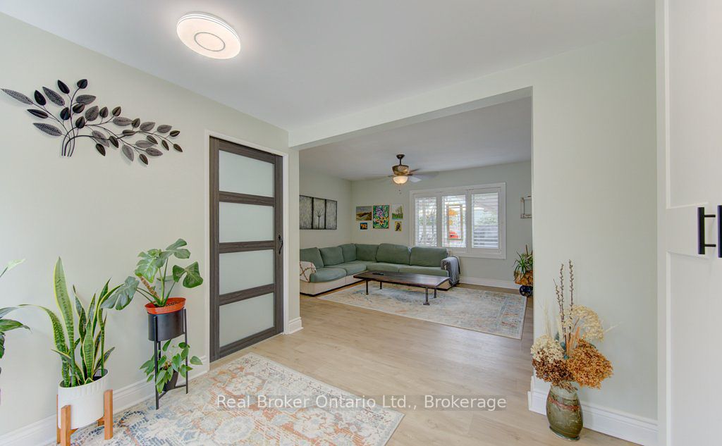 17 Amelia Street, Brant, ON N3L 1Z4 photo 5