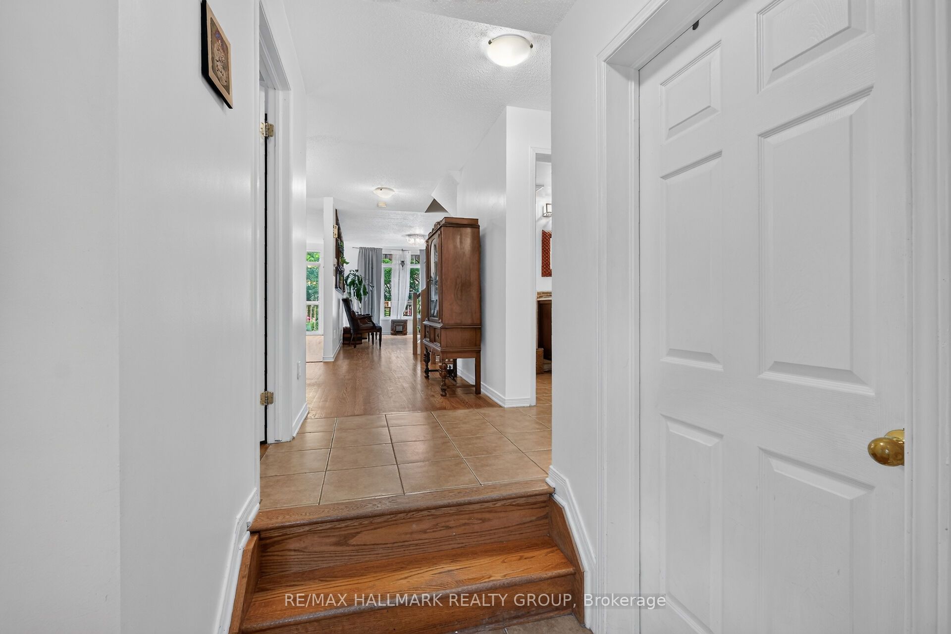 174 Carwood Circle W, Overbrook - Castleheights and Area, ON K1K 4V6 photo 4