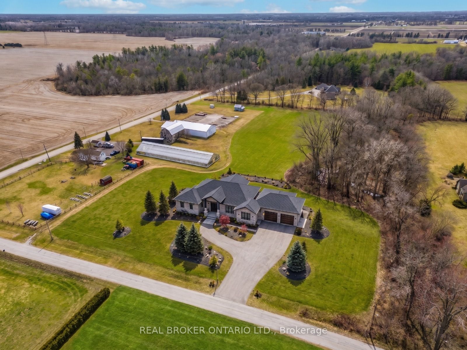 1135 Norfolk Cty 19 Road W, Norfolk, ON N0E 1V0 photo 5