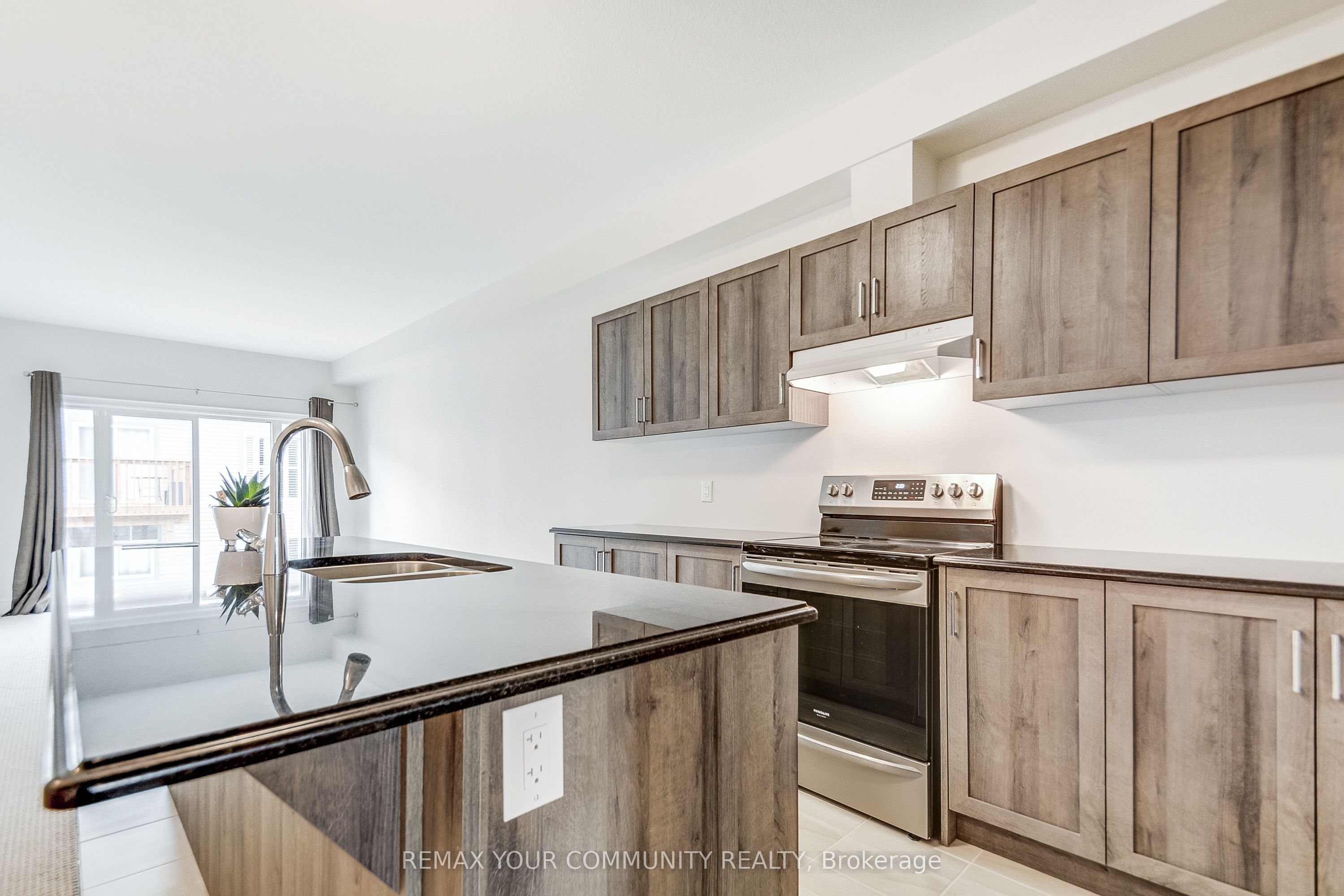 436 Viking Street, Fort Erie, ON L2A 0E3 photo 5