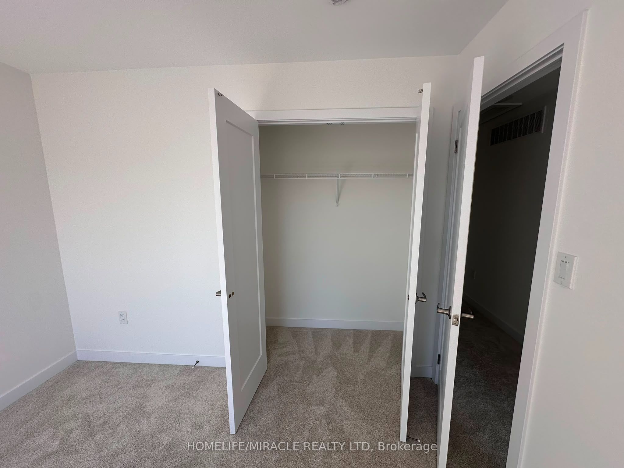 42 Lowes Road W 130, Guelph, ON N1G 4X2 photo 4