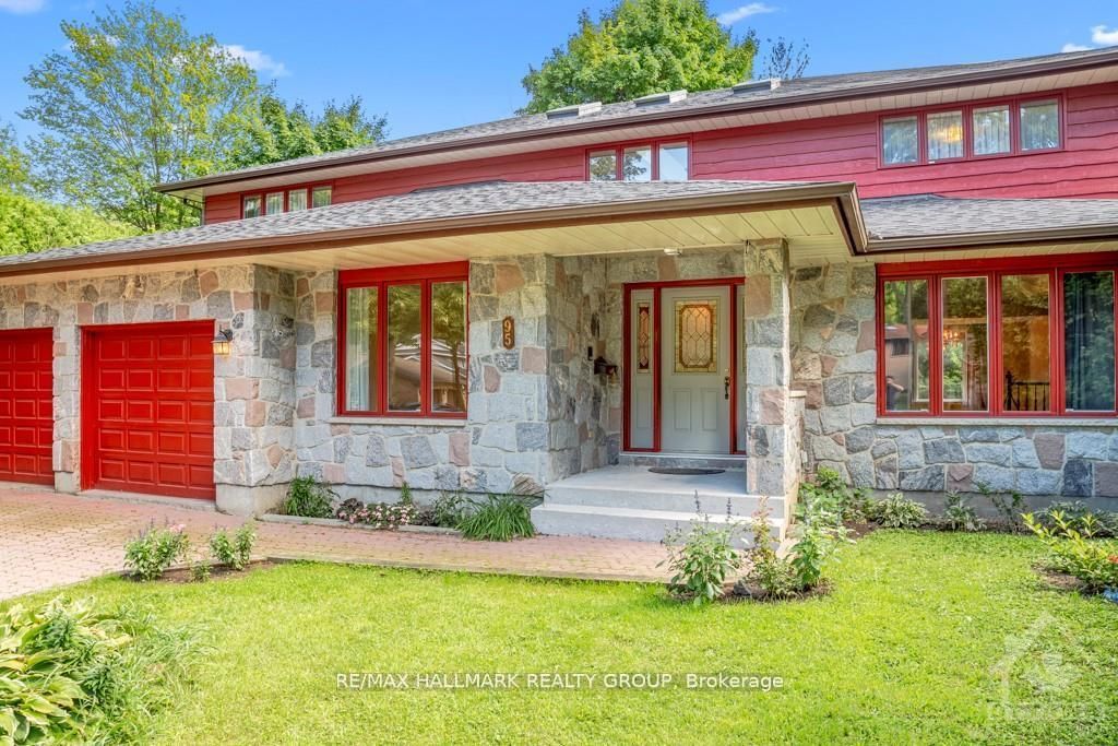 95 Macnabb Place, Rockcliffe Park, ON K1L 8J5 photo 4