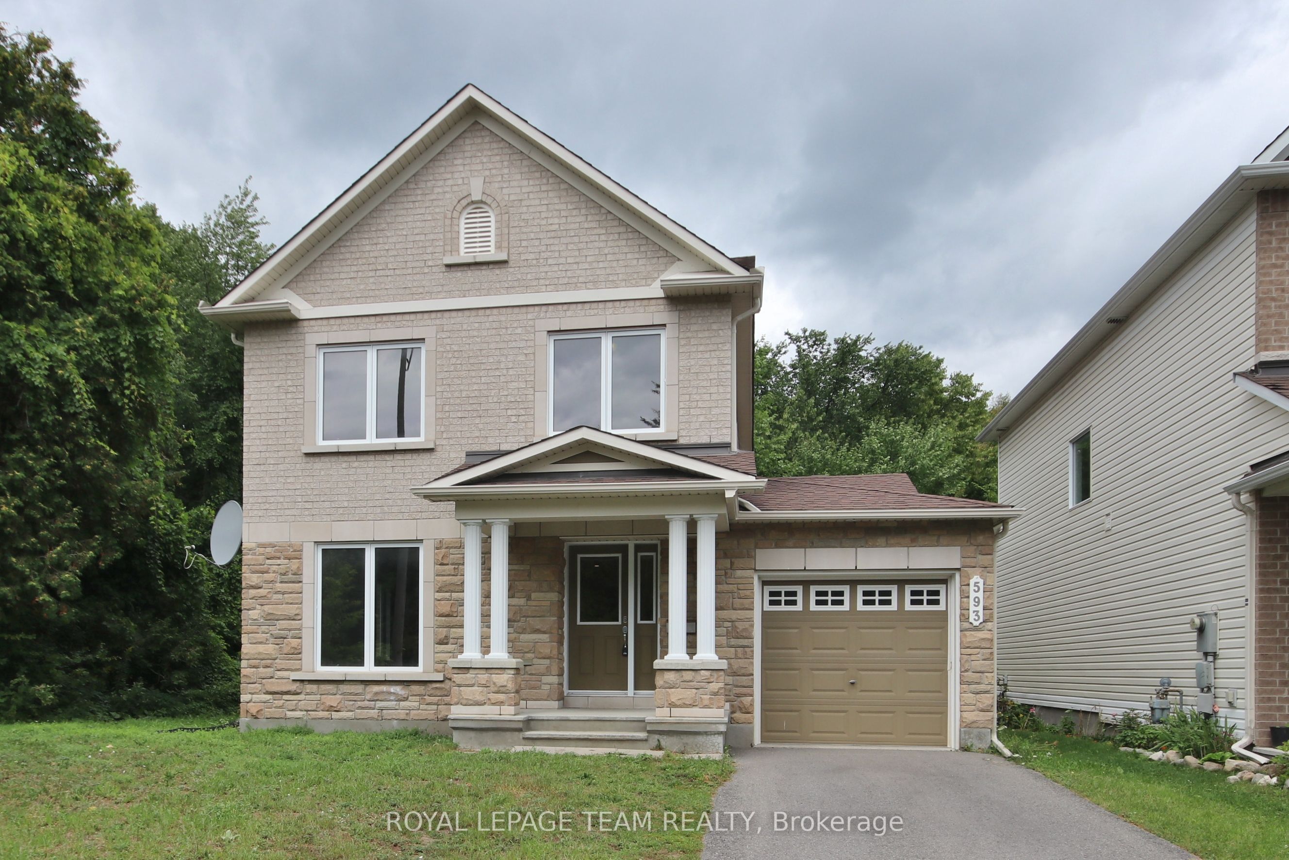 593 Clearbrook Drive, Barrhaven, ON K2J 5S2