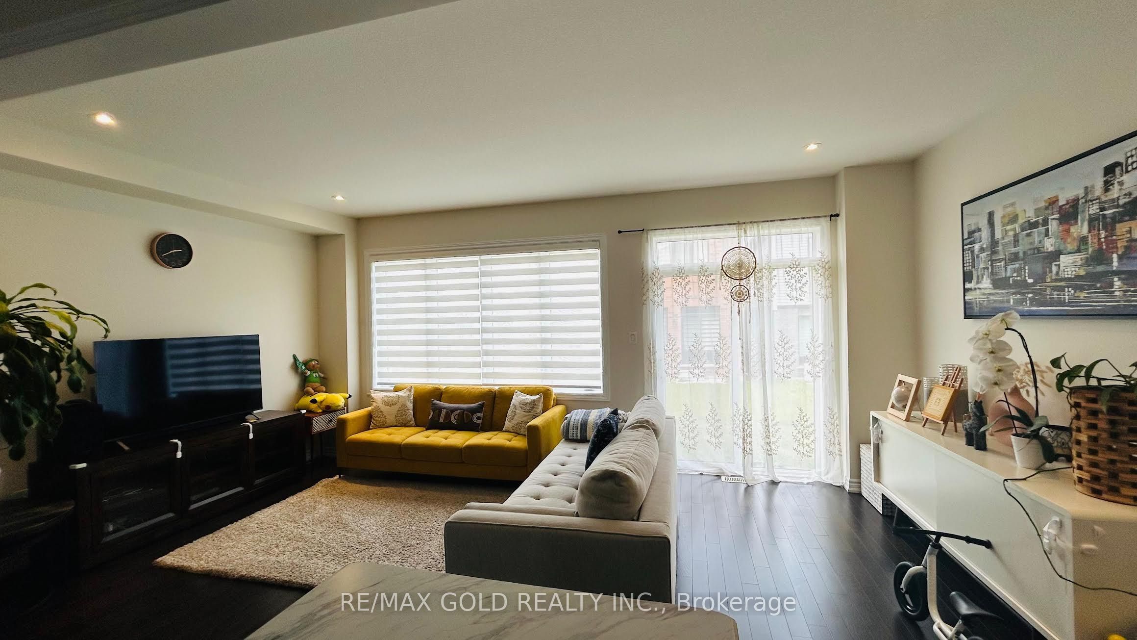 28 Amos Avenue, Brantford, ON N3T 0V4 photo 2