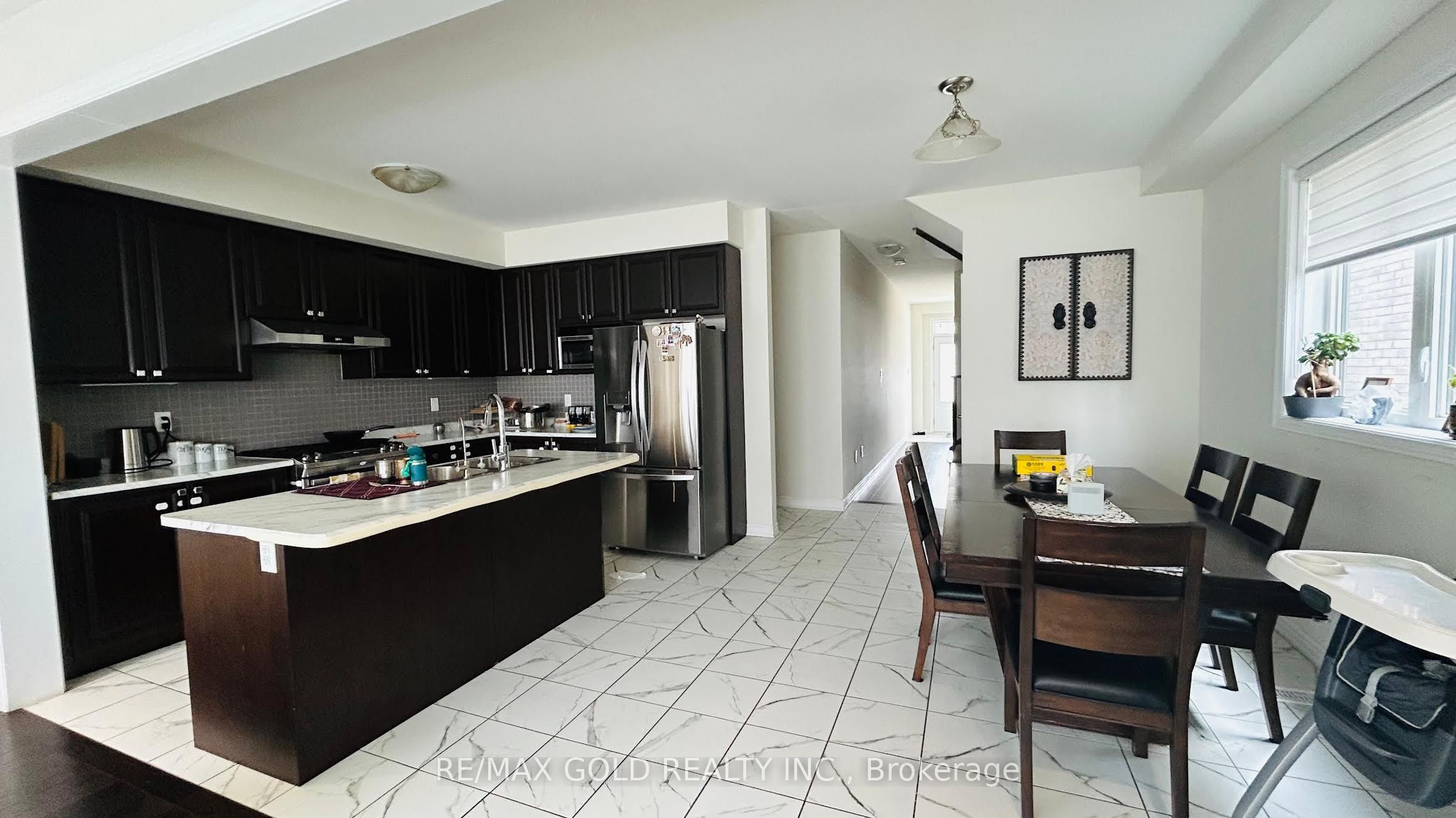 28 Amos Avenue, Brantford, ON N3T 0V4 photo 4
