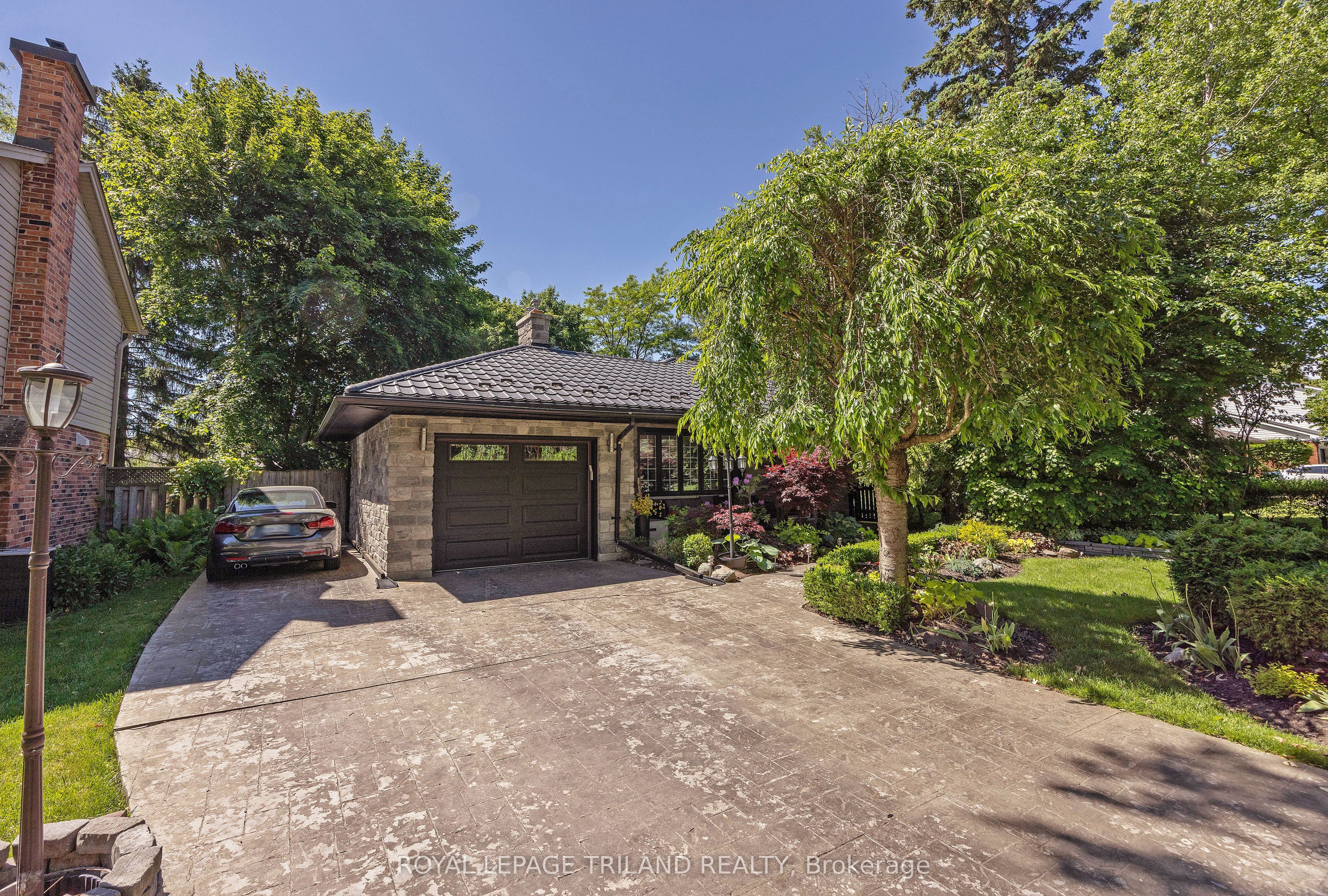1152 Ivanhill Road, London North, ON N6H 4C1 photo 3