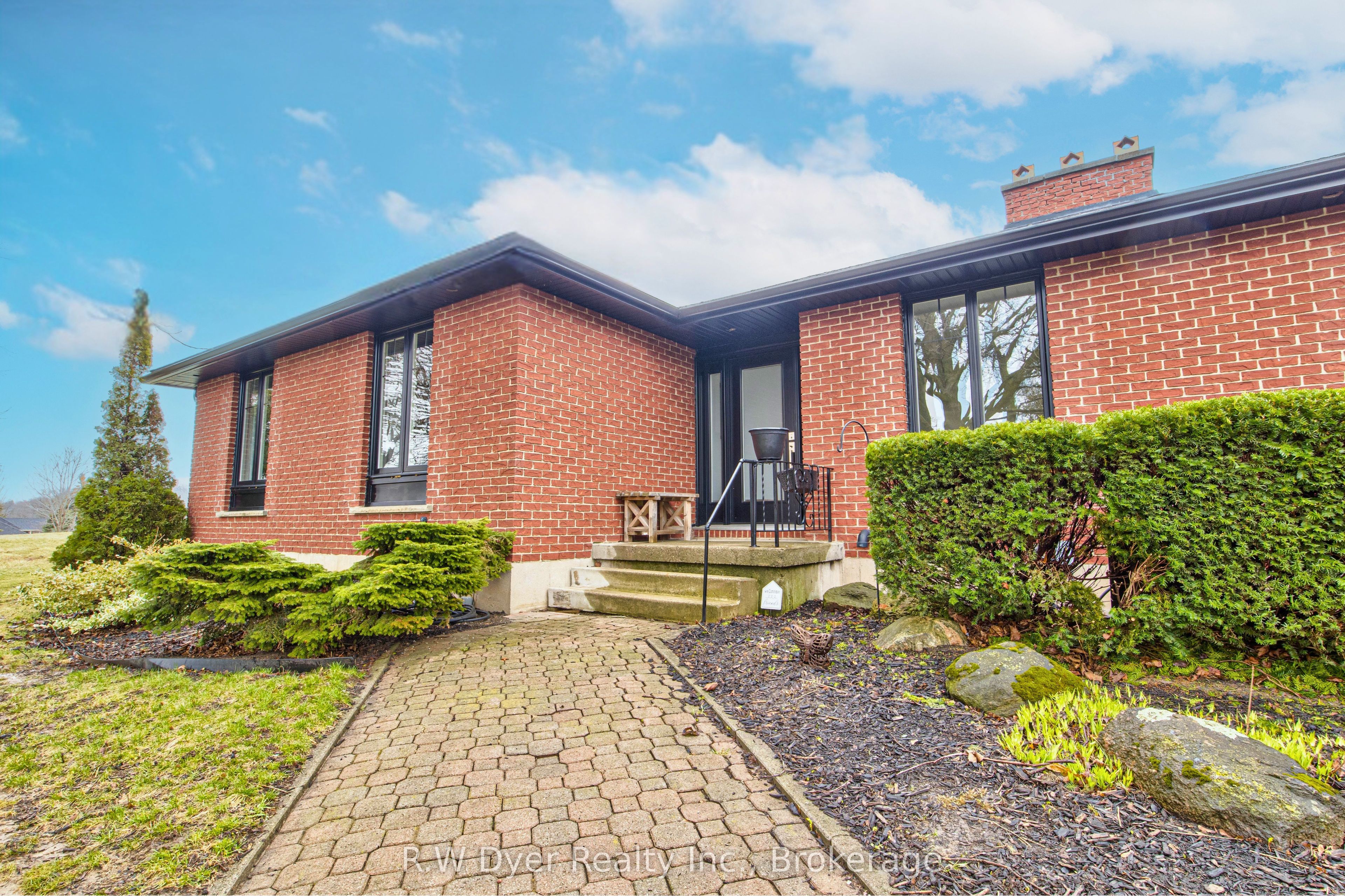 282 German School Road, Brant, ON N3L 3E1 photo 4