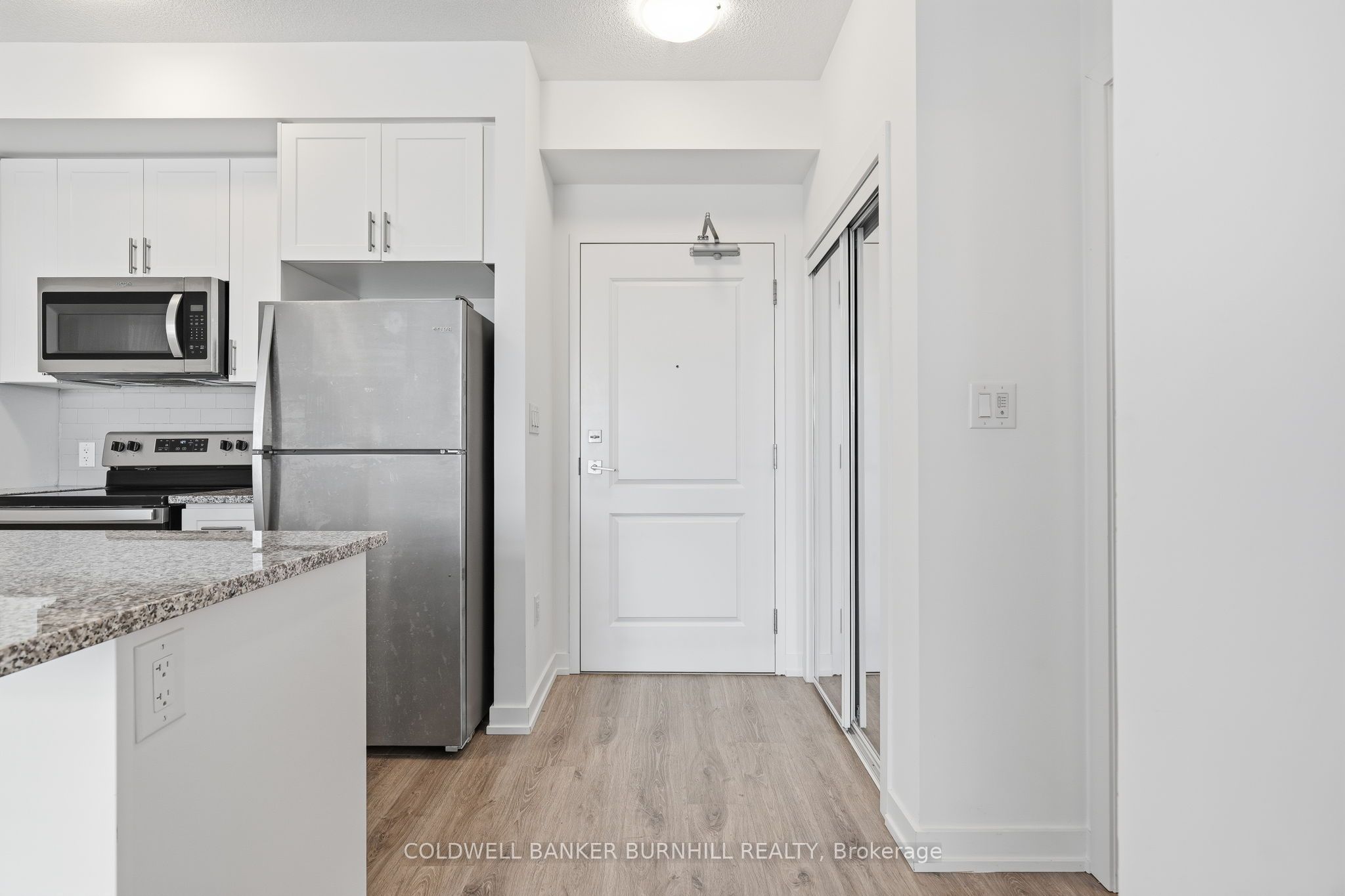 450 Dundas Street E 309, Hamilton, ON L8B 1Z2 photo 4