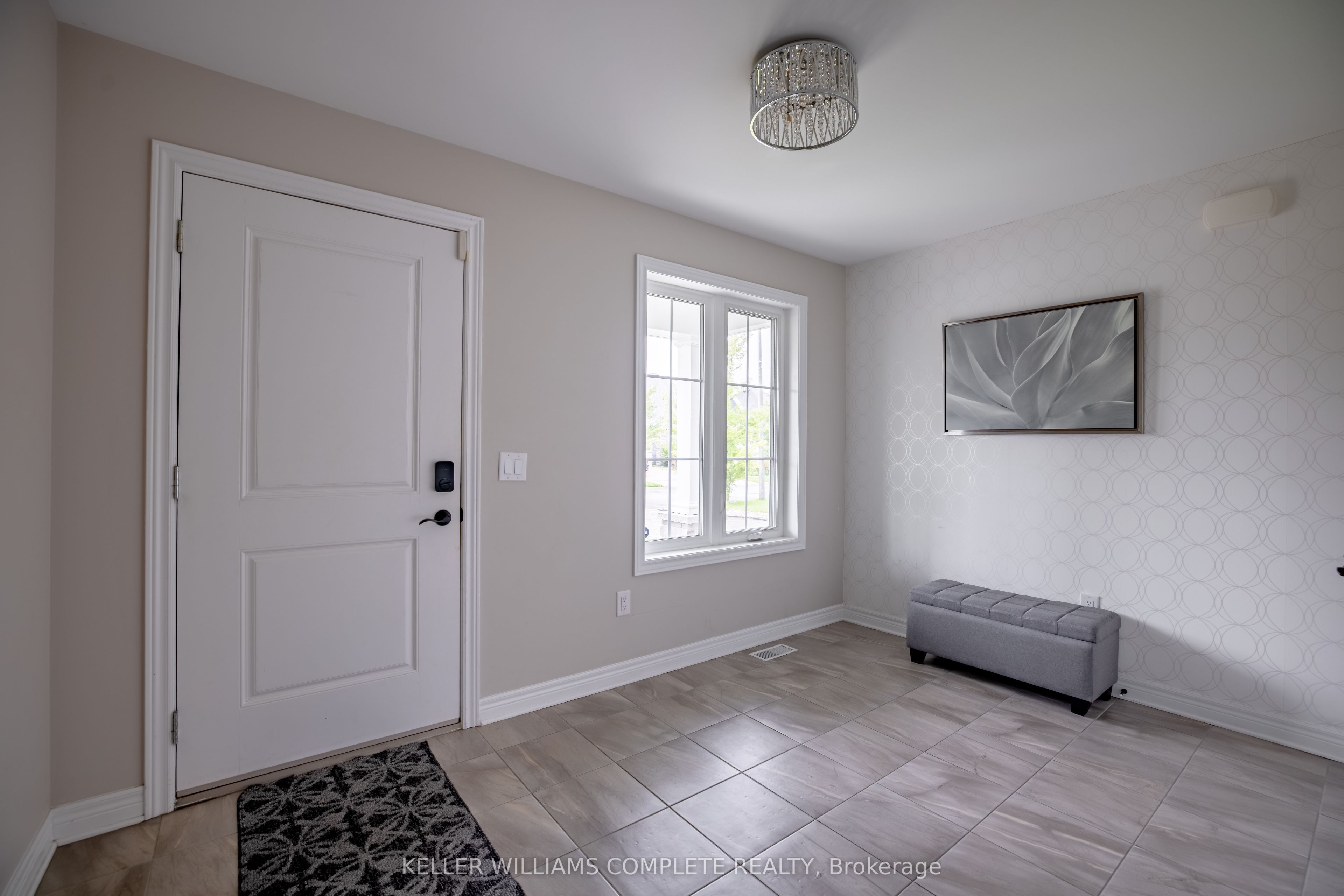 18 Secord Street, Thorold, ON L0S 1K0 photo 2