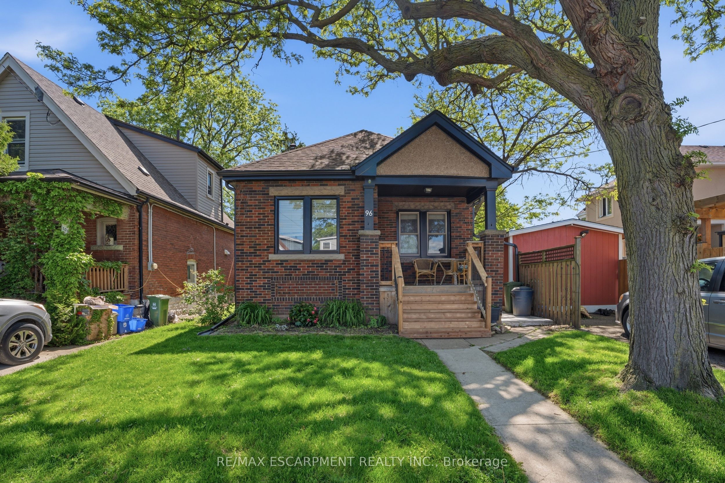96 Paling Avenue, Hamilton, ON L8H 5J4 photo 2