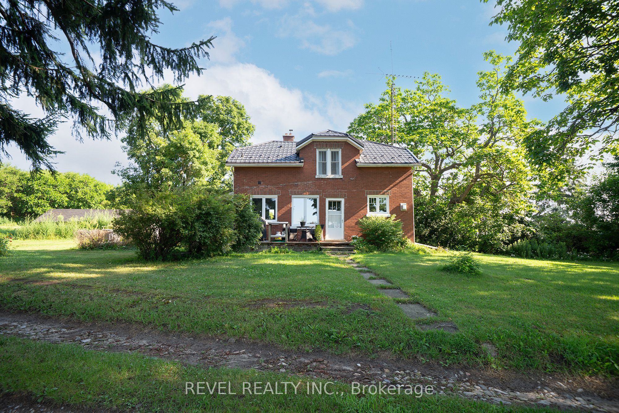 453 Pleasant Ridge Road, Brantford, ON N3T 5L5