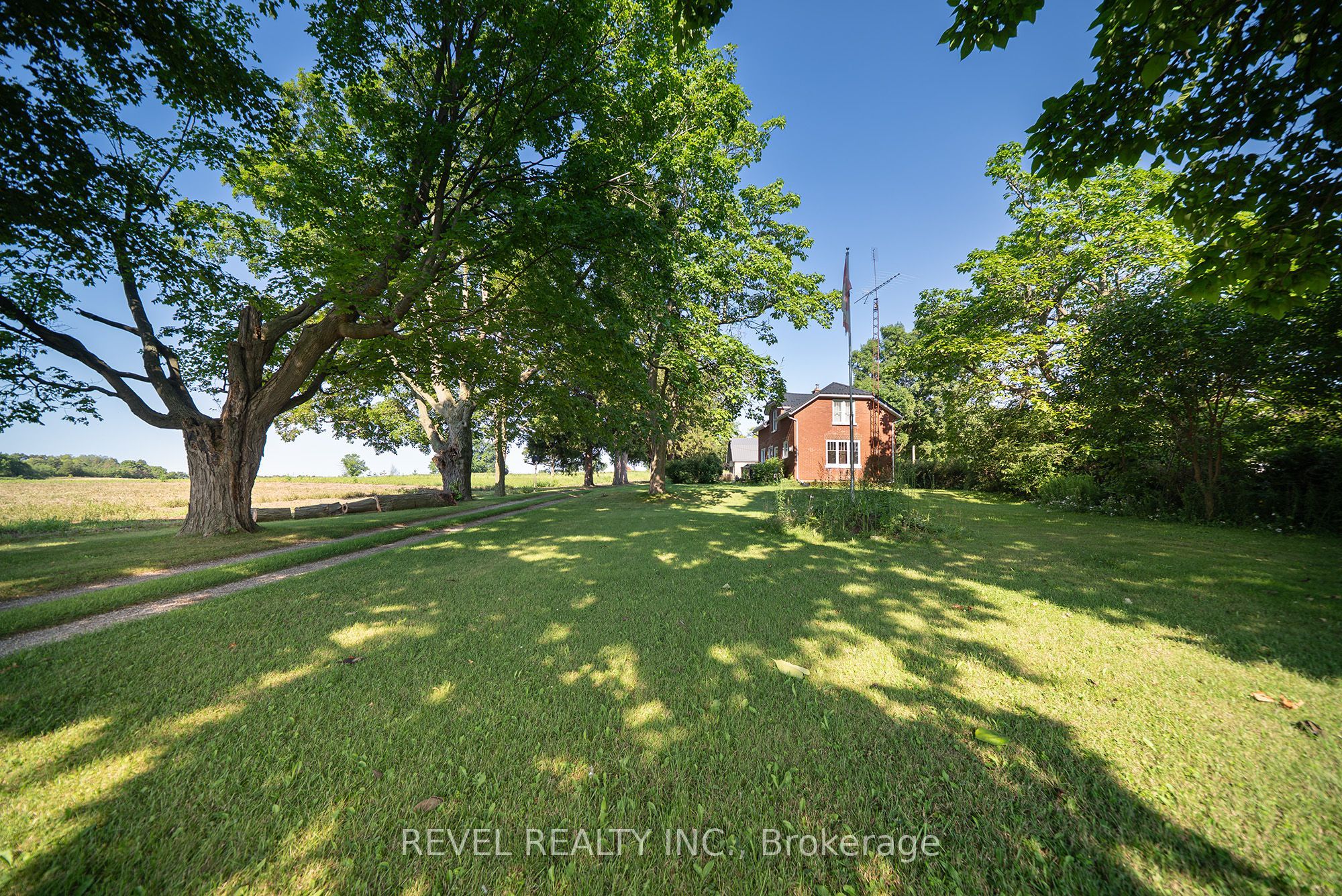 453 Pleasant Ridge Road, Brantford, ON N3T 5L5 photo 3