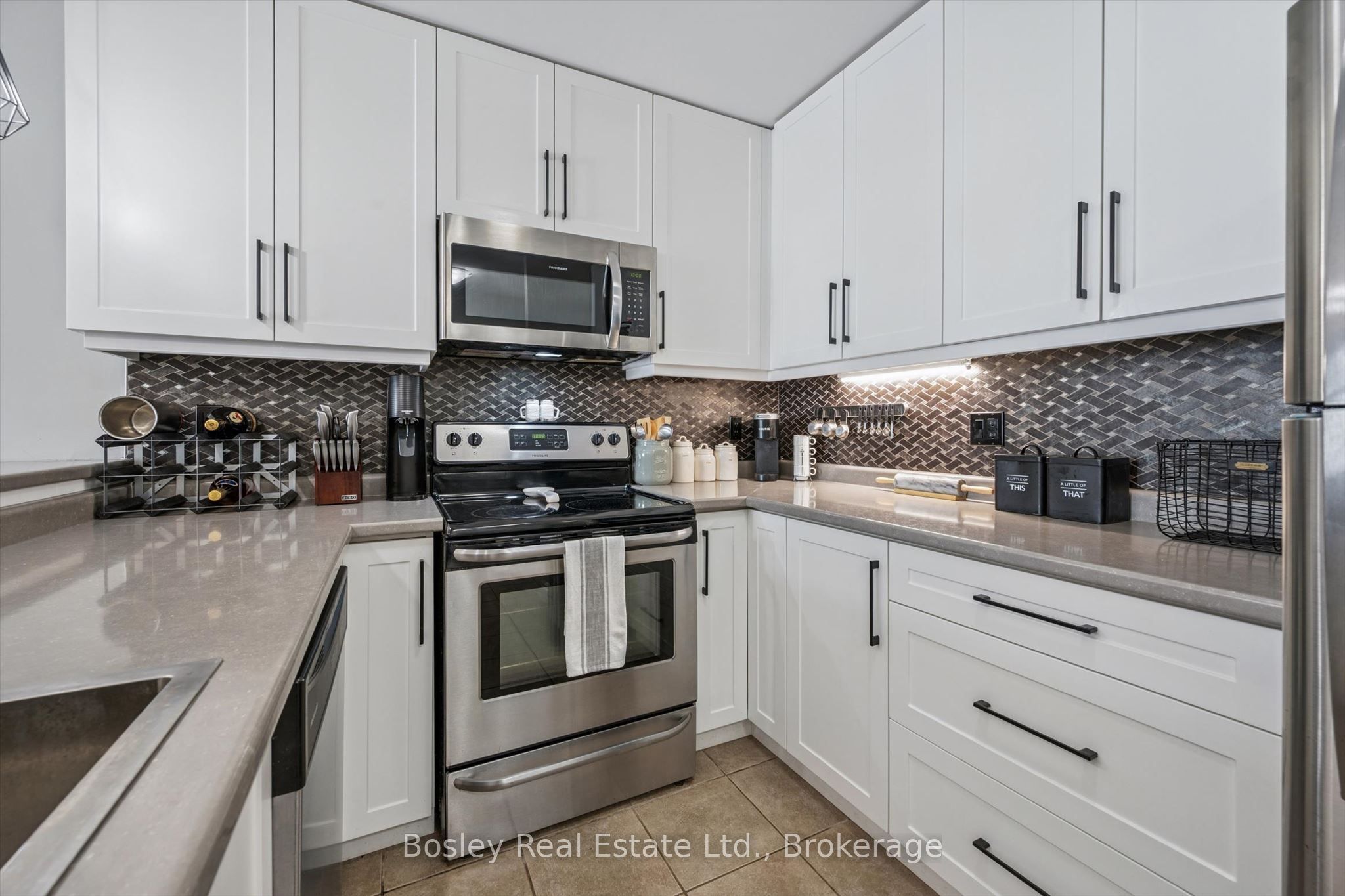 2 Colonial Drive 314, Guelph, ON N1L 0K8 photo 2