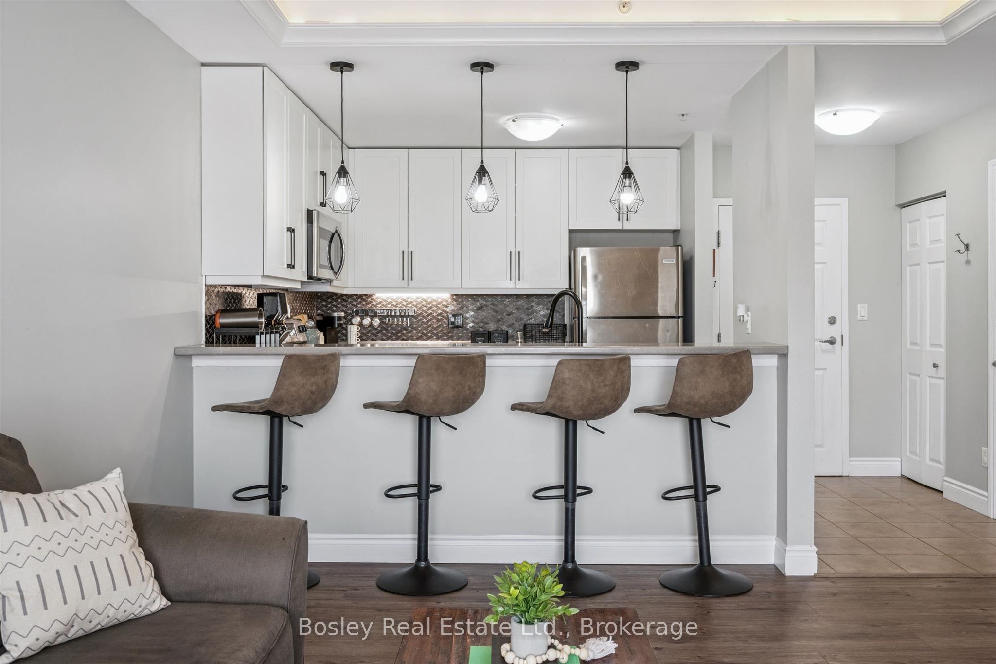2 Colonial Drive 314, Guelph, ON N1L 0K8 photo 4