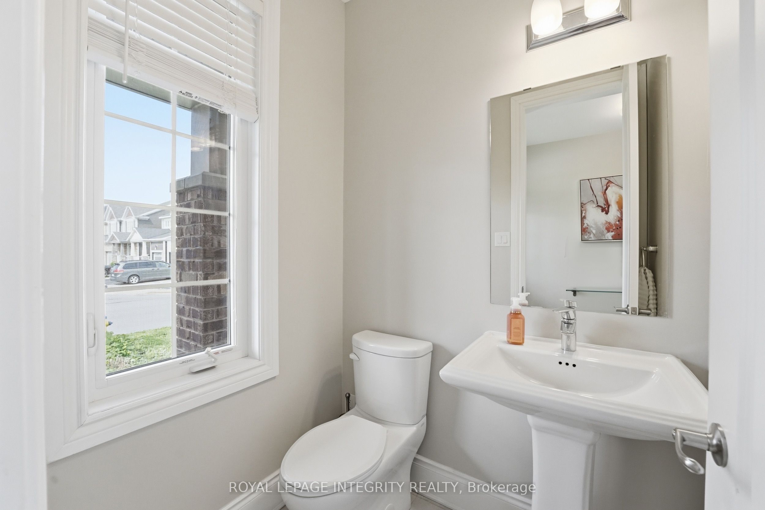 224 Ponderosa Street, Kanata, ON K2S 1E7 photo 3
