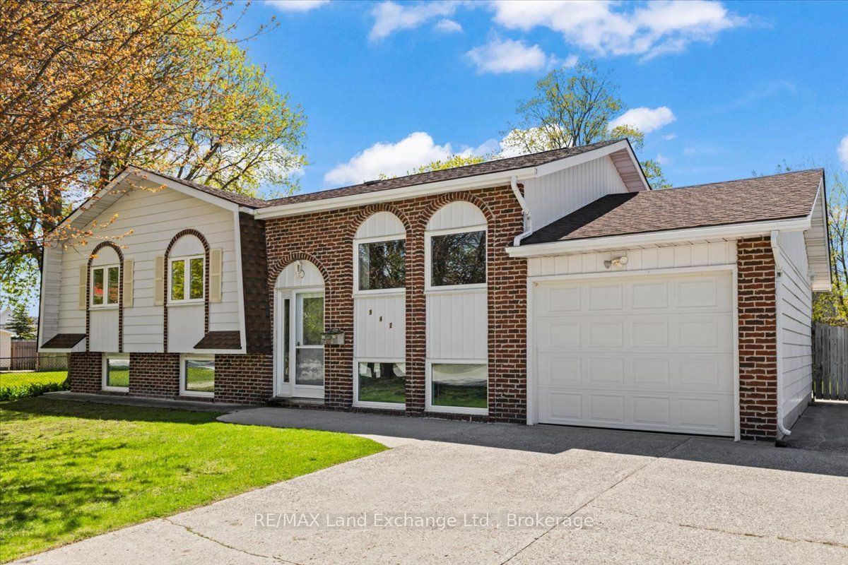 542 Green Street, Saugeen Shores, ON N0H 2C0 photo 3