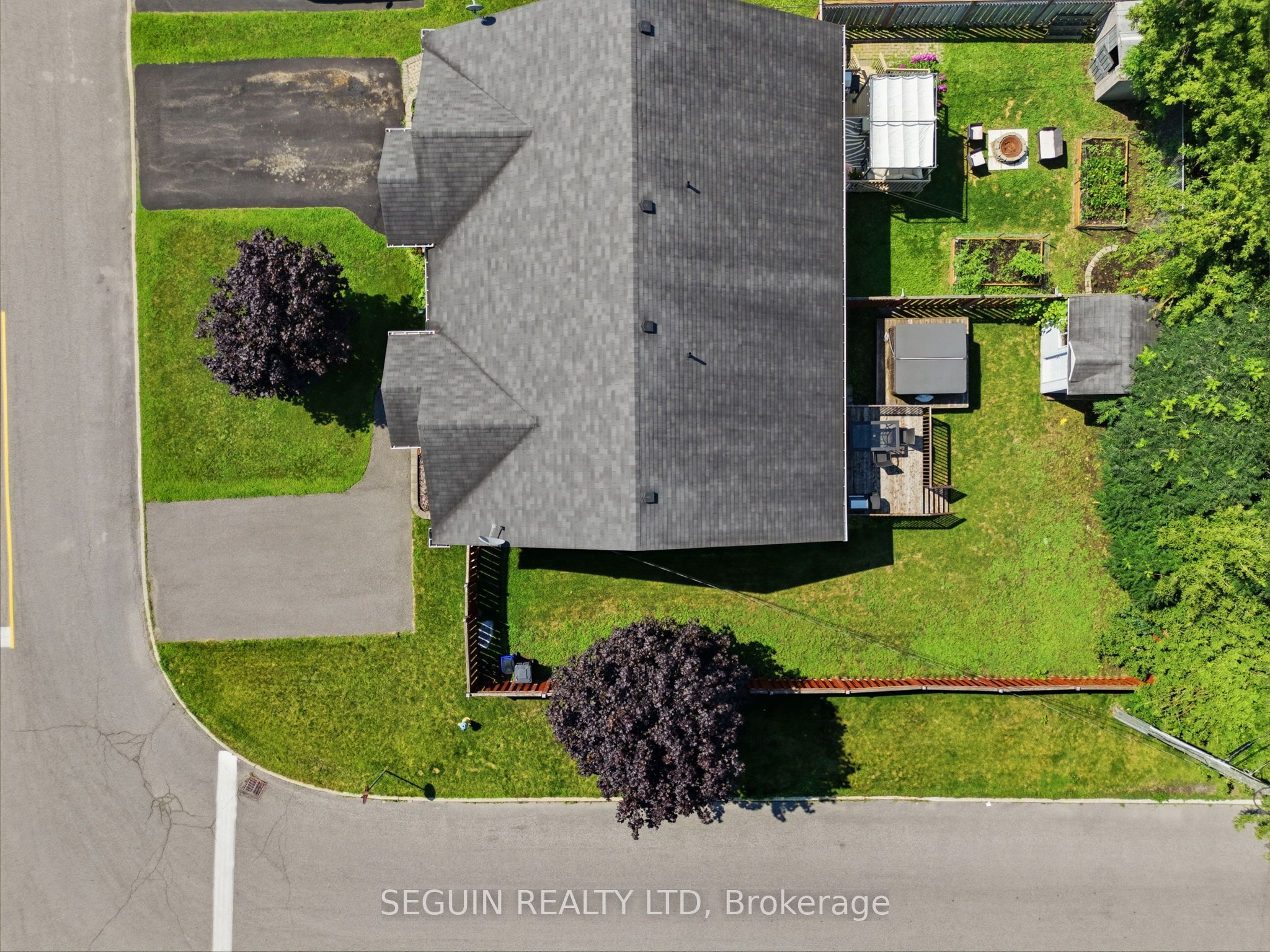 410 Marc Andre Street, Hawkesbury, ON K6A 0A5 photo 4