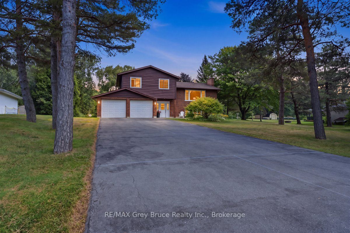 132 clearview Crescent, Meaford, ON N4K 0G1