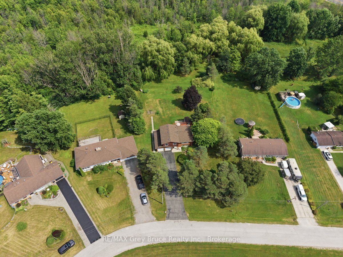 132 clearview Crescent, Meaford, ON N4K 0G1 photo 2
