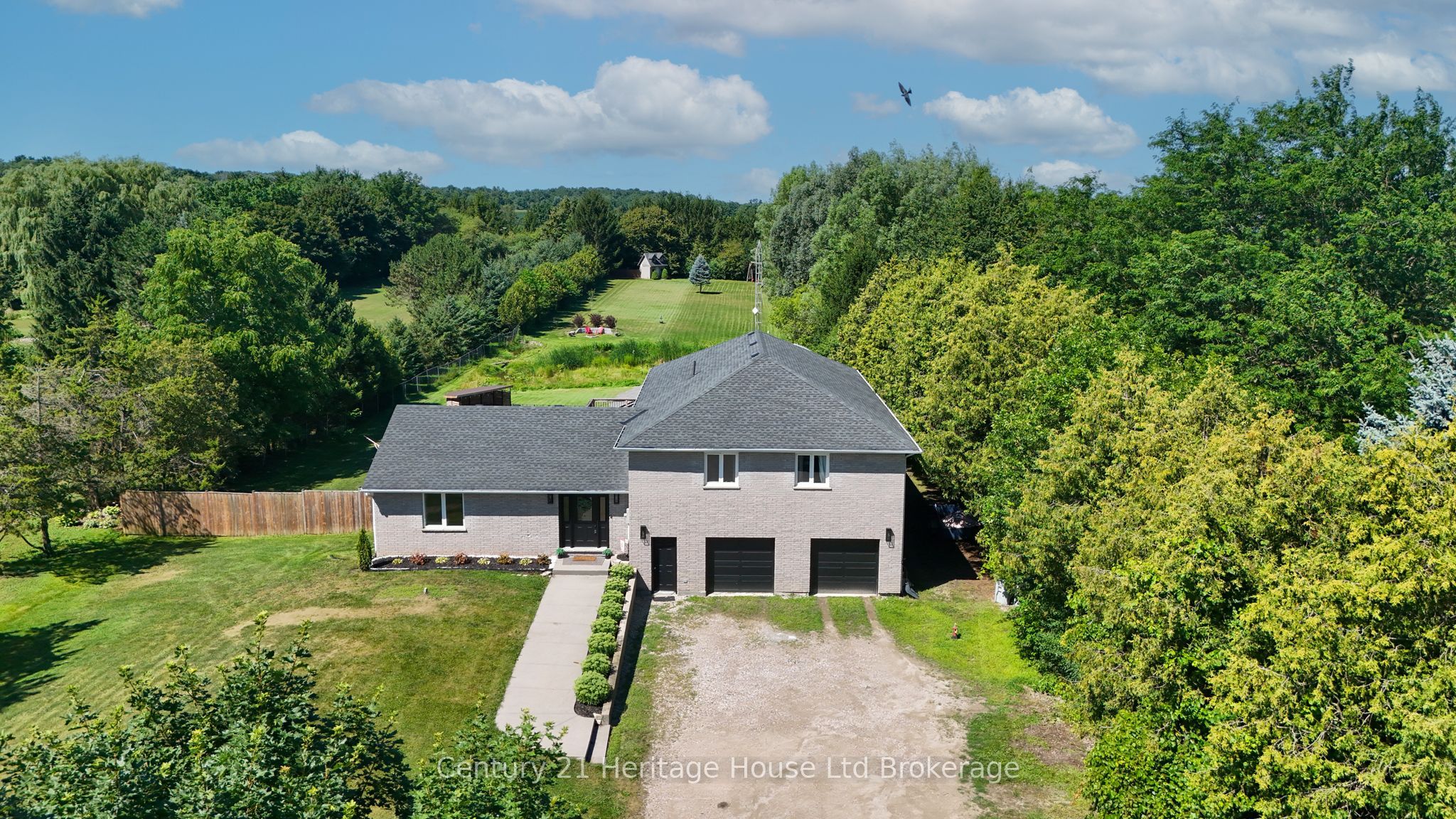 1668 Perth 123 Road, Perth South, ON N4X 1C6 photo 4