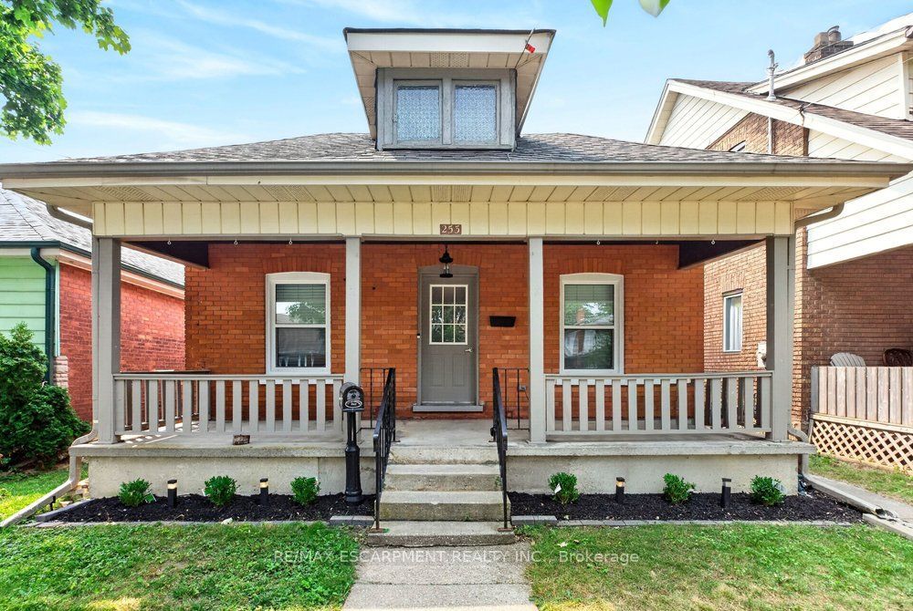 253 Marlborough Street, Brantford, ON N3S 4T4