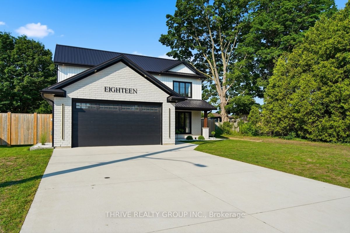 18 McNab Street, Strathroy-Caradoc, ON N7G 2E9 photo 3