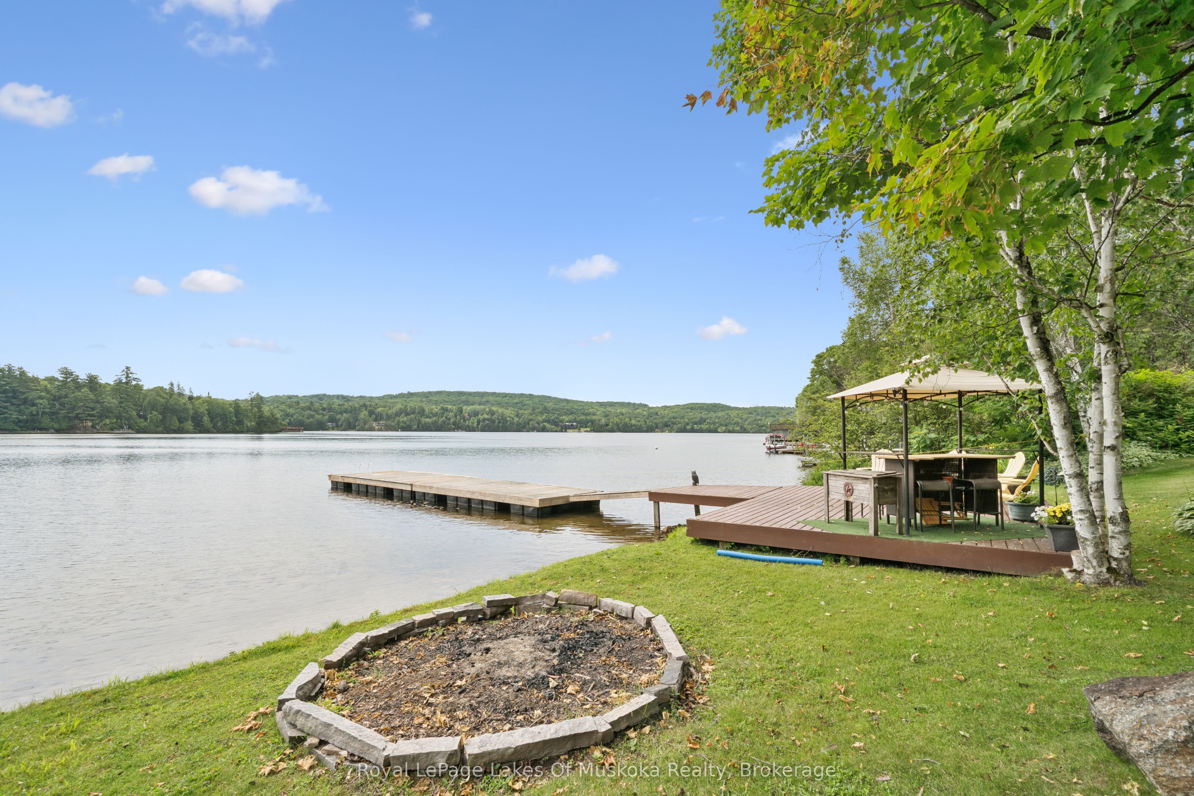 1082 Kawagama Lake Road, Algonquin Highlands, ON P0A 1E0 photo 3