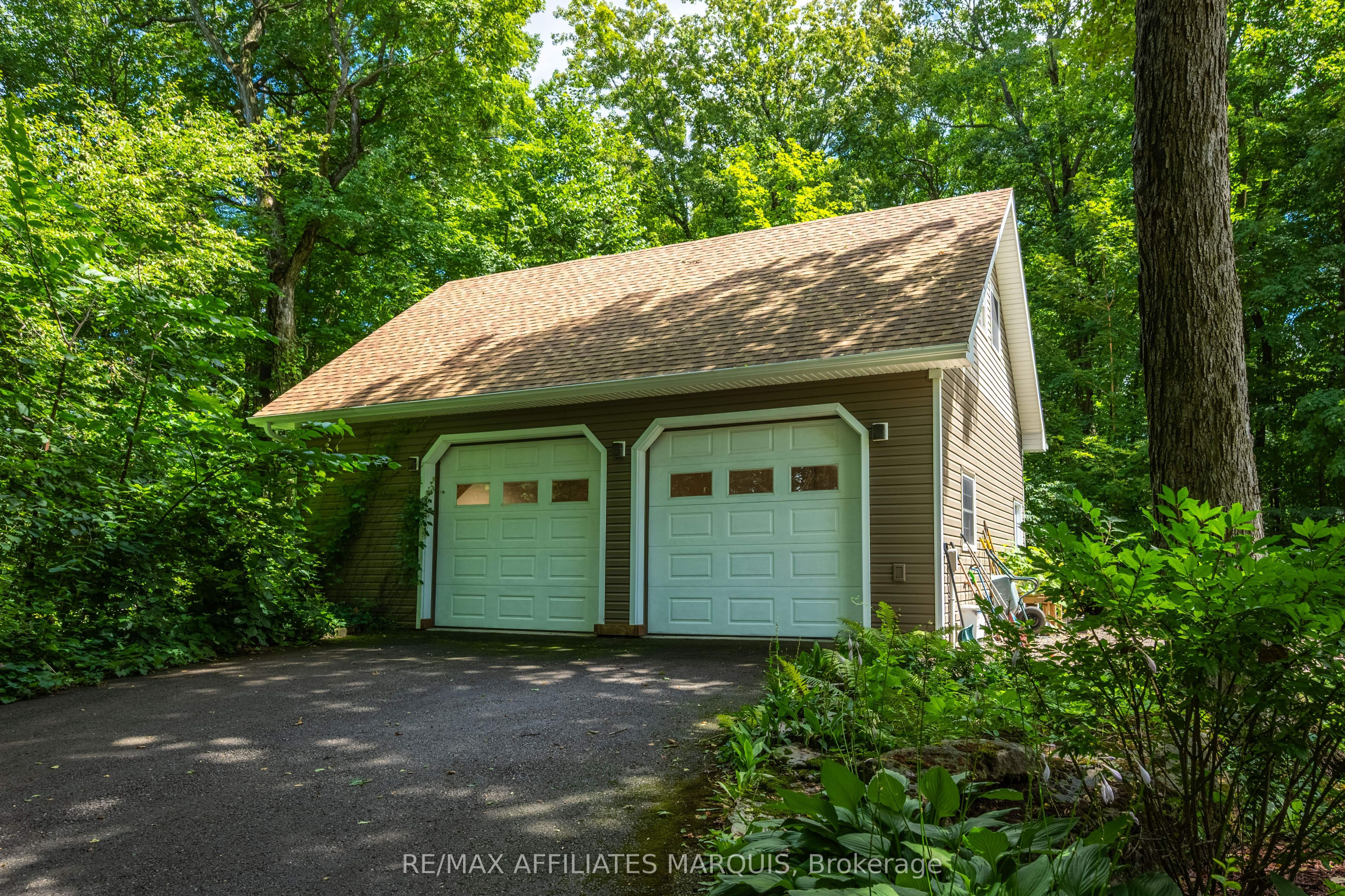 99 Old Kingston Road, Rideau Lakes, ON K0G 1L0 photo 4