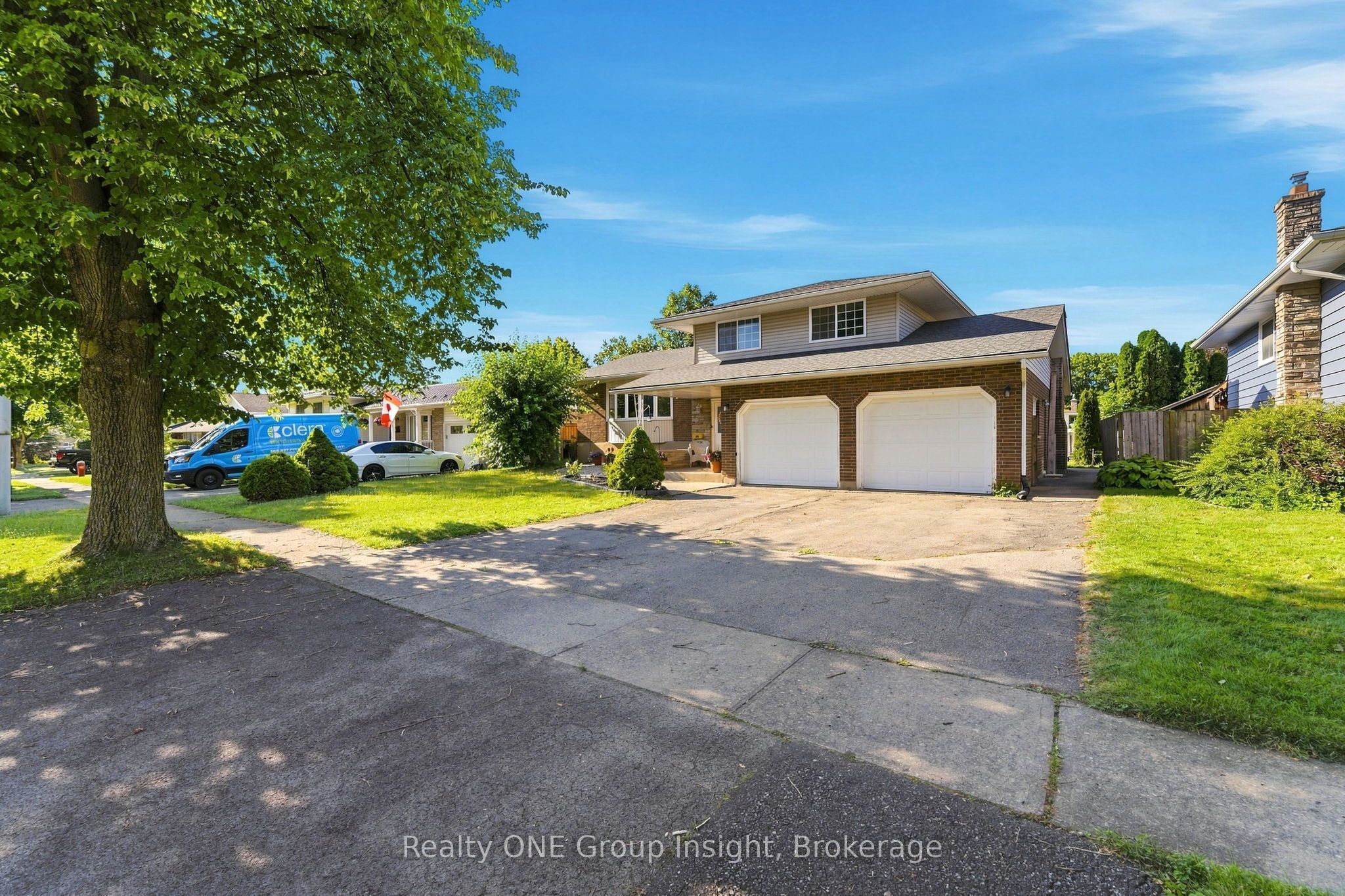 46 Mccoll Drive, Welland, ON L3C 3L7 photo 2