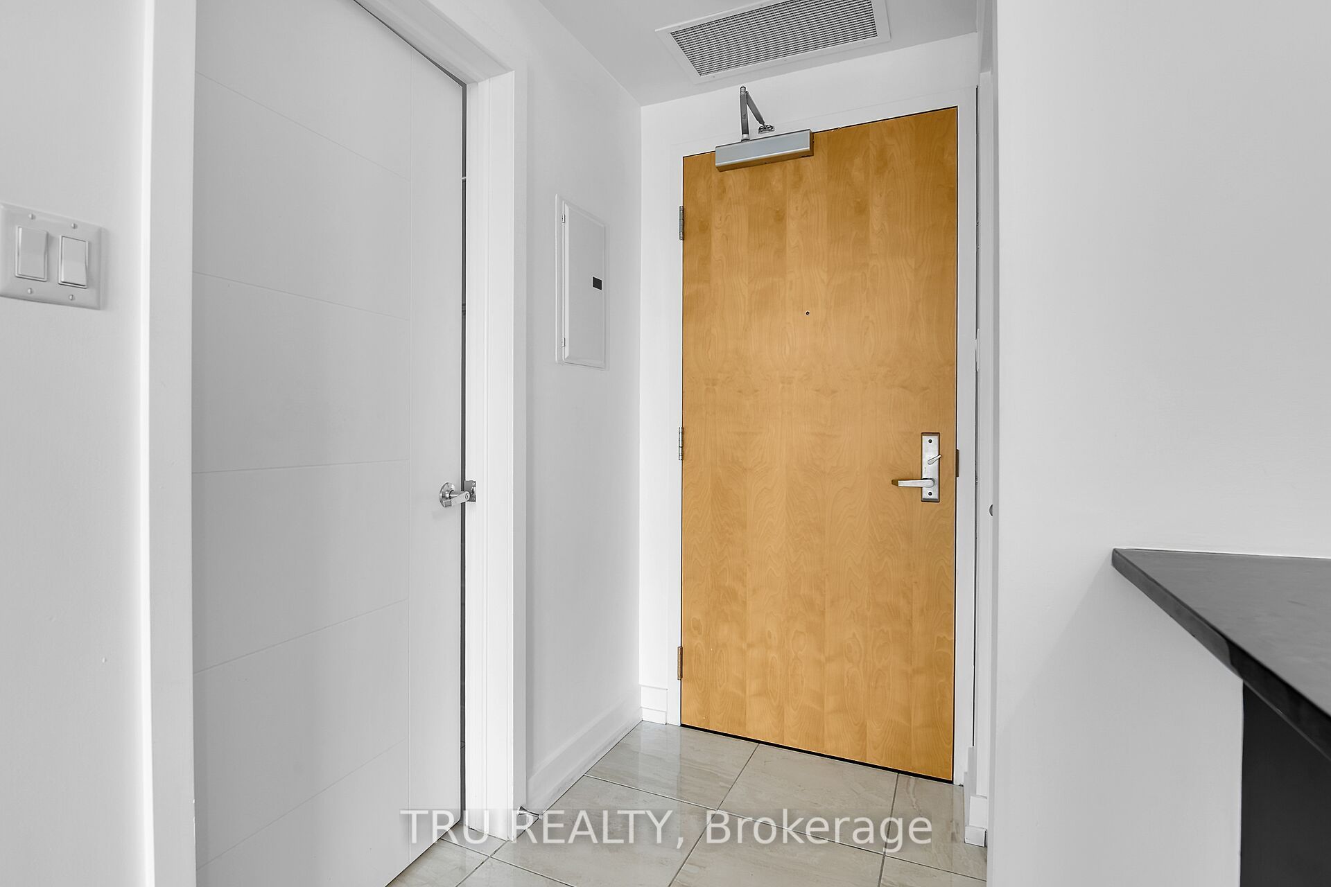 179 Metcalfe Street 1110, Ottawa Centre, ON K2P 0W2 photo 5