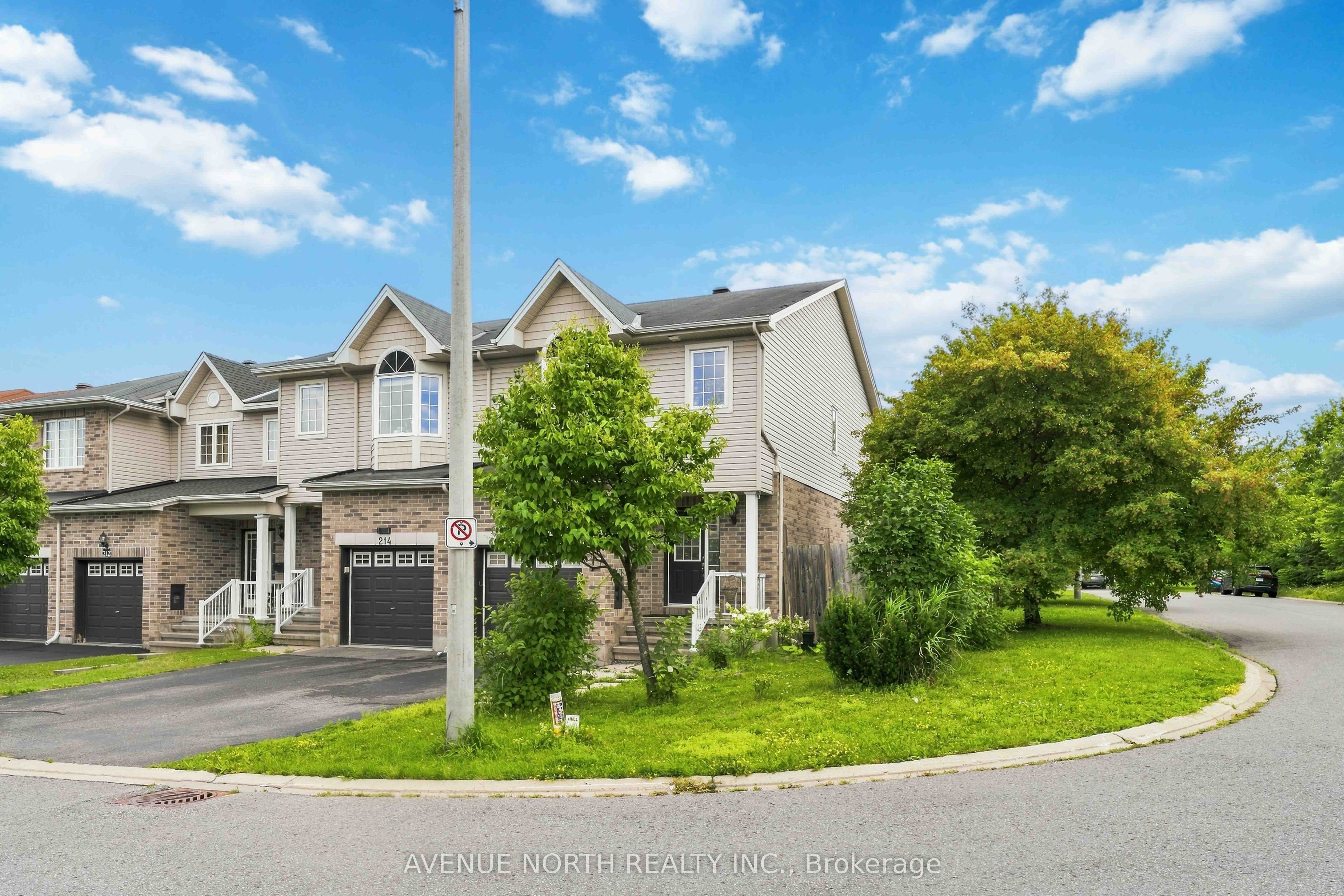 216 Cityview Crescent, Orleans - Cumberland and Area, ON K4A 0T9