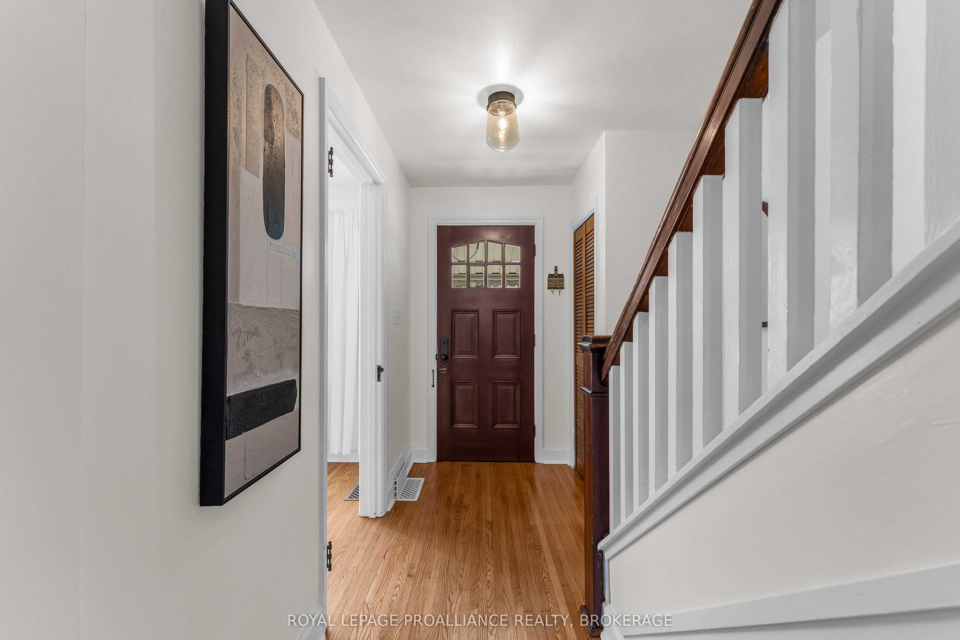 201 Willingdon Avenue, Kingston, ON K7L 4H9 photo 4