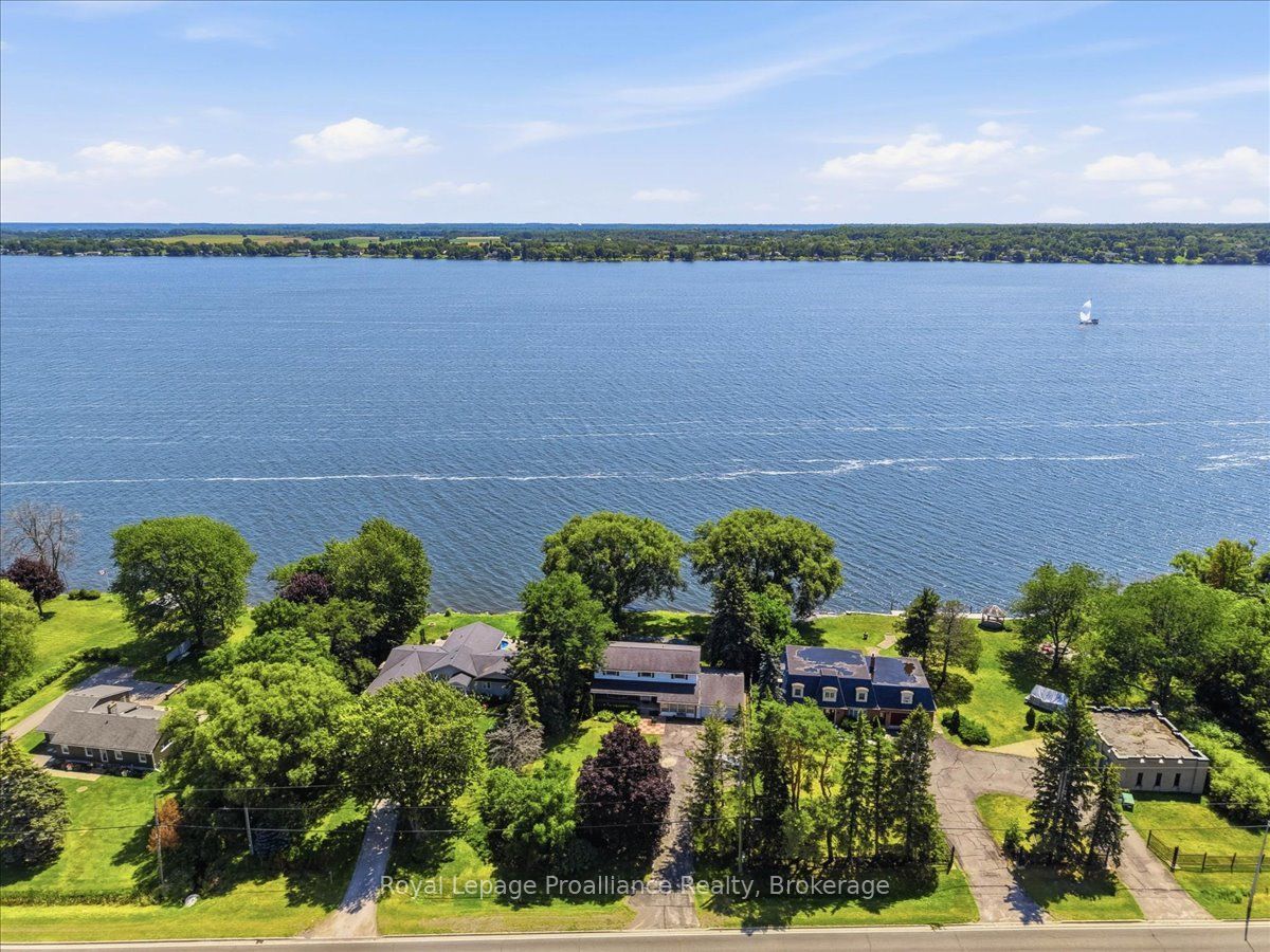1658 Old Highway 2, Quinte West, ON K8N 4Z2