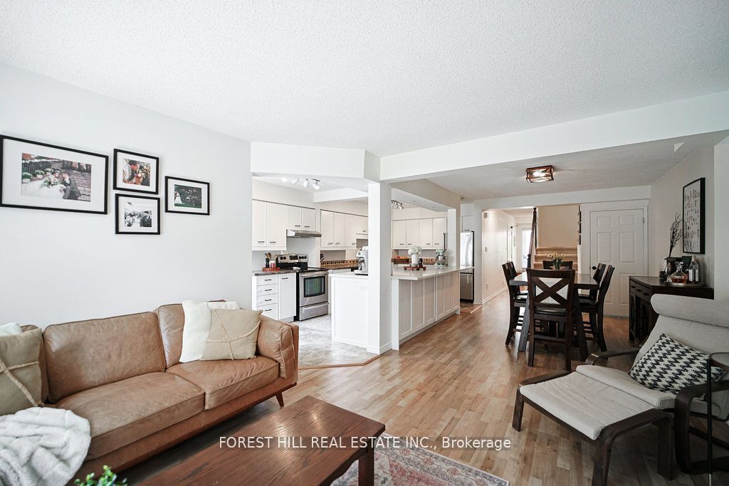 523 Beechwood Drive 15, Waterloo, ON N2T 2G7 photo 5