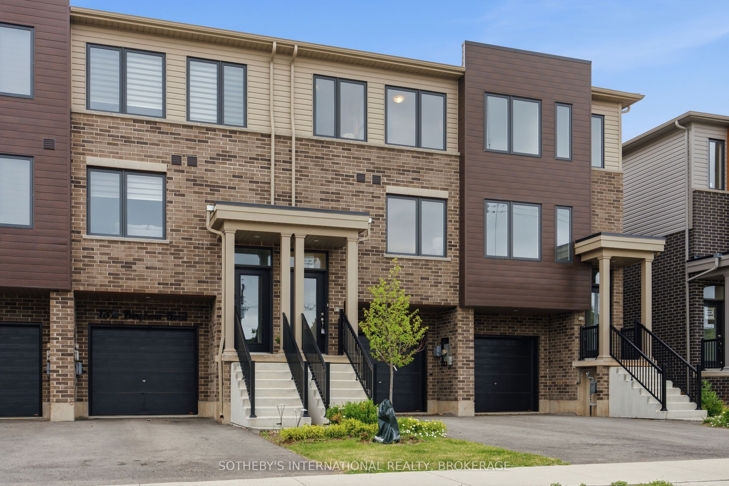 17B Bingham Road, Hamilton, ON L8H 0B5 photo 3