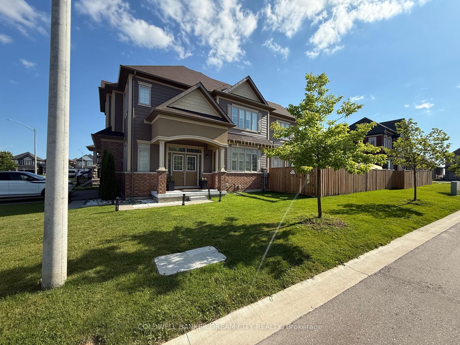 8 Moriarity Drive, Brant, ON N3L 0K4 photo 2