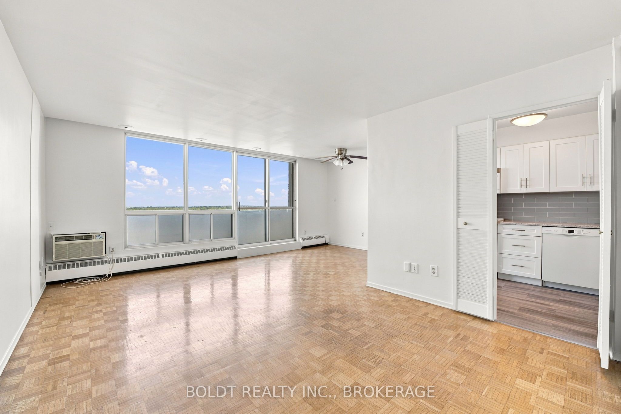 15 Towering Heights Boulevard 1206, St. Catharines, ON L2T 3G7 photo 4
