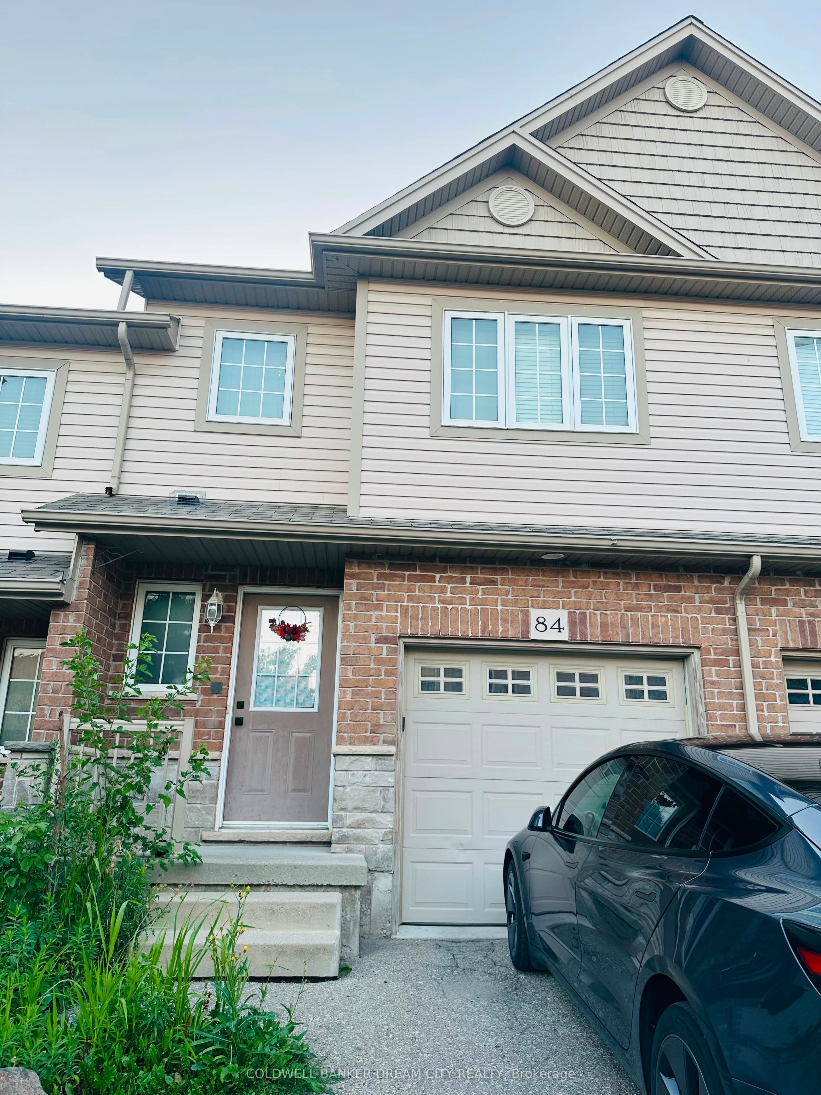 355 FISHER MILLS Road W 84, Cambridge, ON N3C 4N5