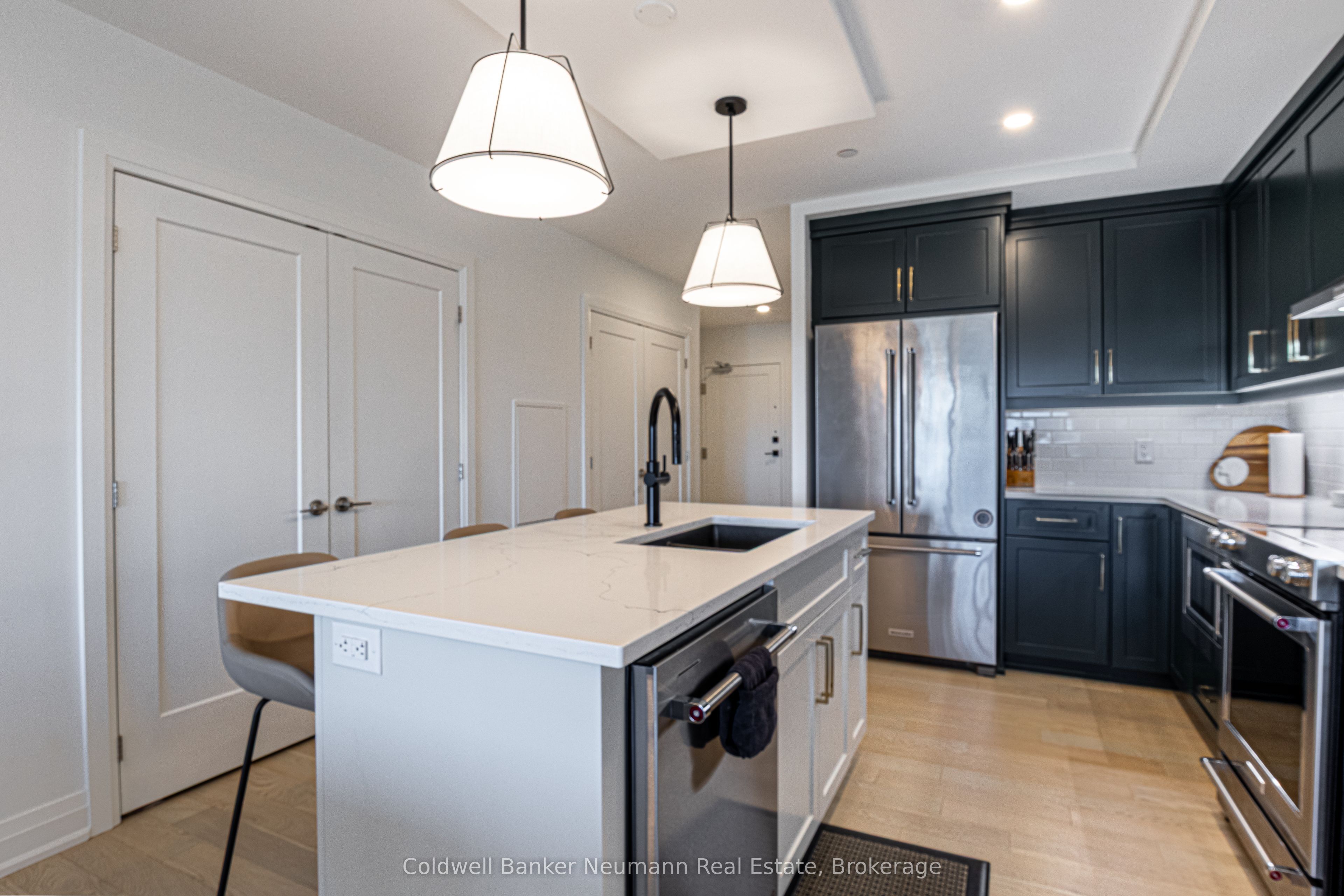 71 Wyndham Street S 1206, Guelph, ON N1E 0T7 photo 5